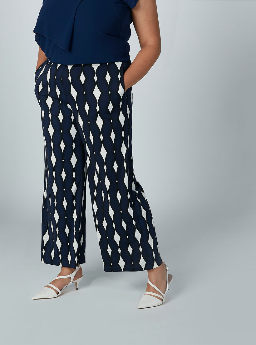بنطال بالازو بقصّة واسعة وجيوب وطبعات-women-clothing-bottoms-trousers-image-1