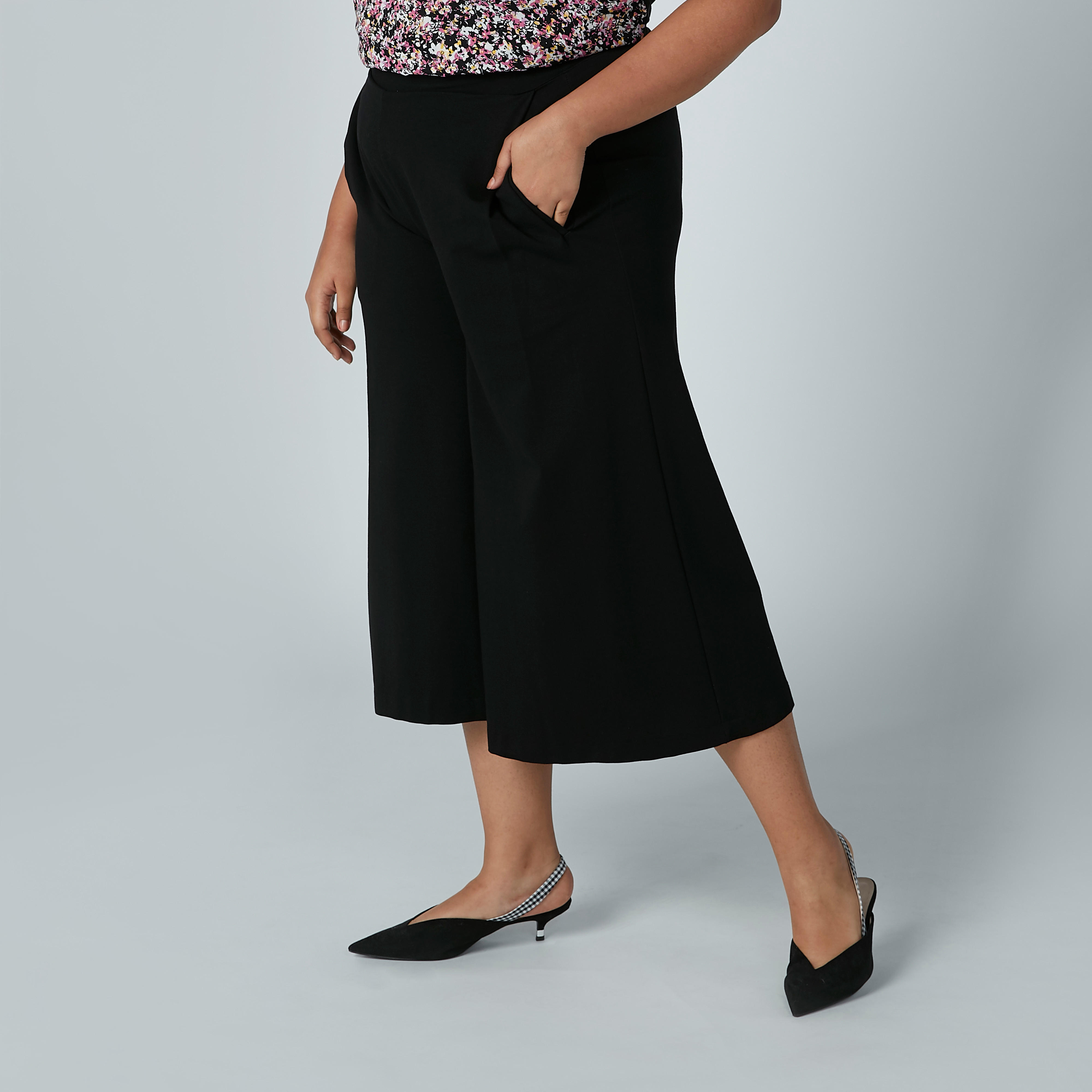 بنطال واسع الساقين بخصر مرن وجيوب-women-clothing-bottoms-trousers-image-3