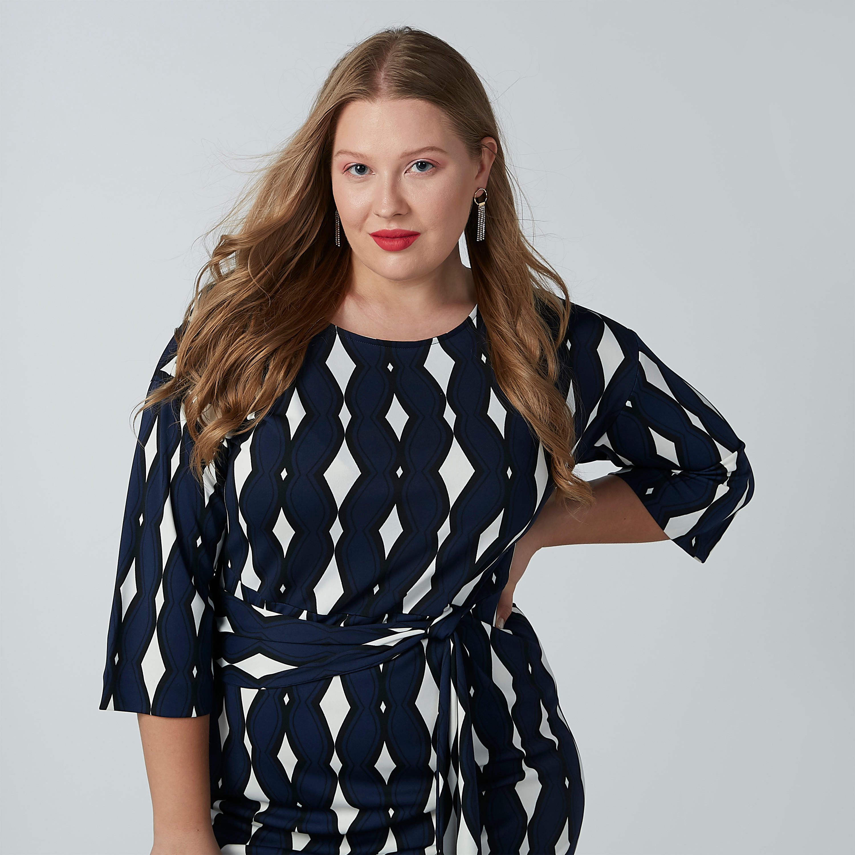 فستان إيه لاين متوسط الطول بأكمام 3/4 وأربطة وطبعات-women-clothing-dresses-image-1