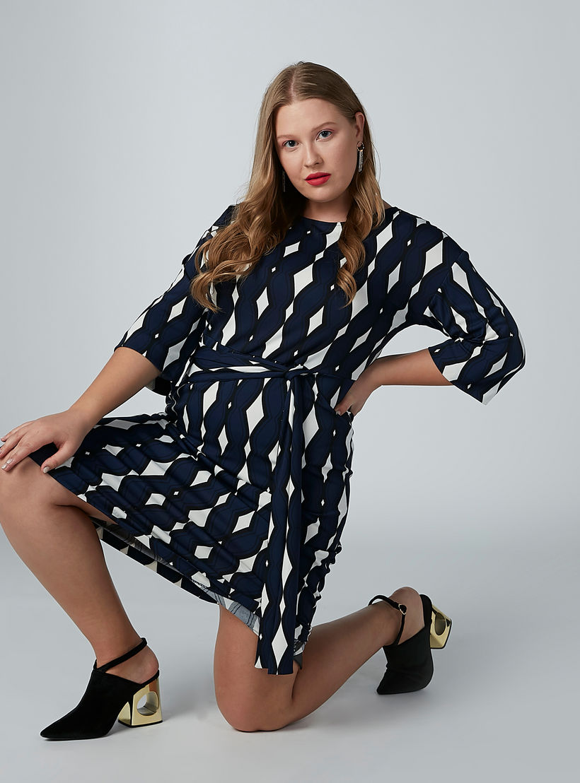 فستان إيه لاين متوسط الطول بأكمام 3/4 وأربطة وطبعات-women-clothing-dresses-image-4