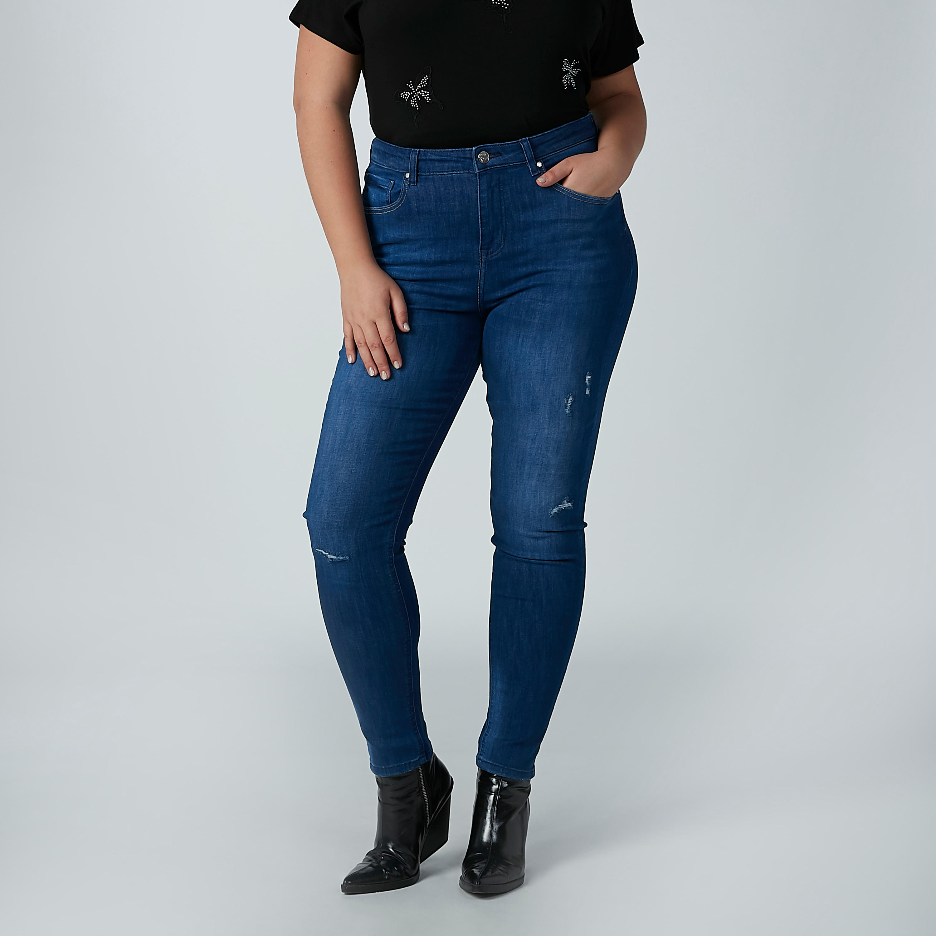 بنطال جينز طويل ممزّق بجيوب وحلقات للحزام-women-clothing-bottoms-jeans-image-1