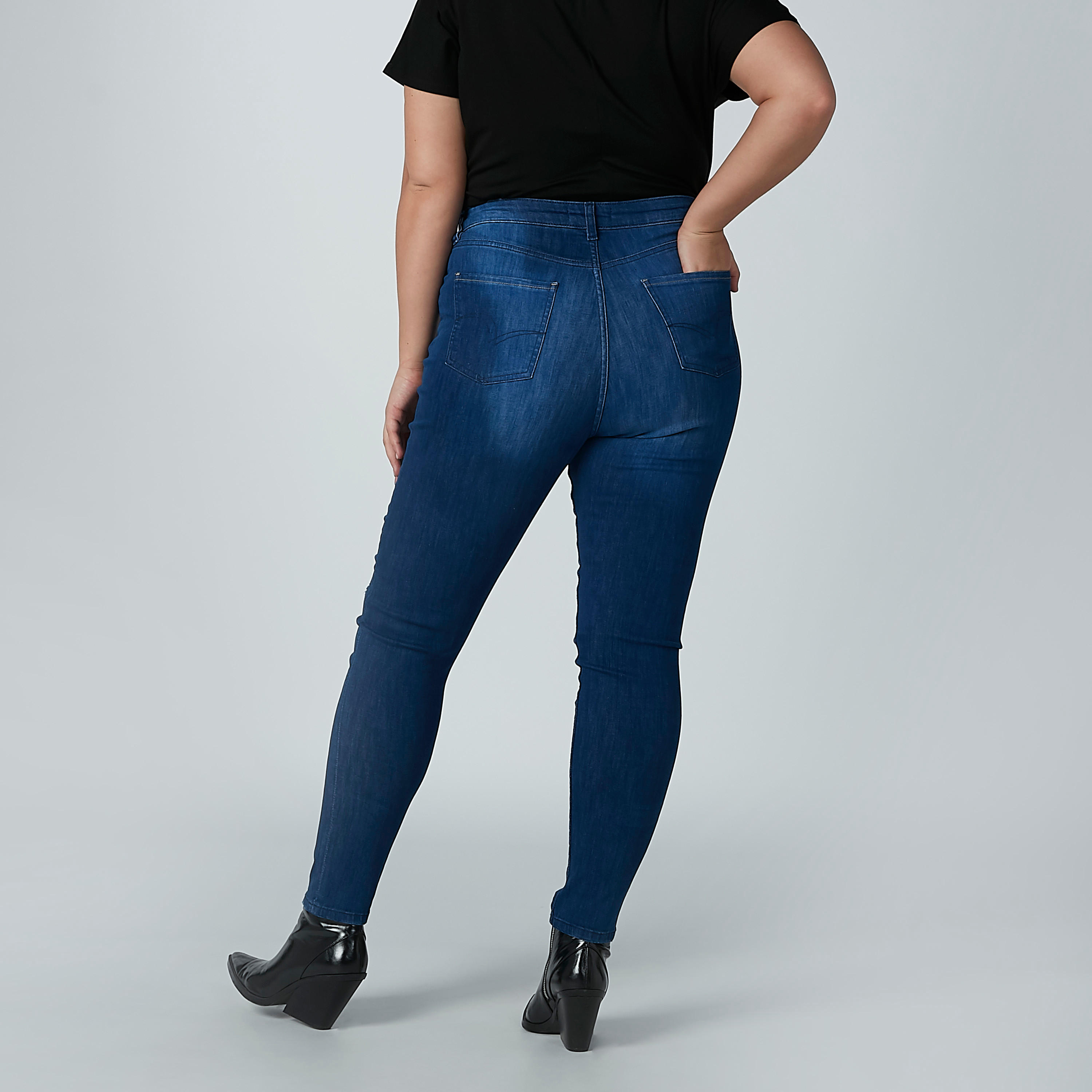 بنطال جينز طويل ممزّق بجيوب وحلقات للحزام-women-clothing-bottoms-jeans-image-4