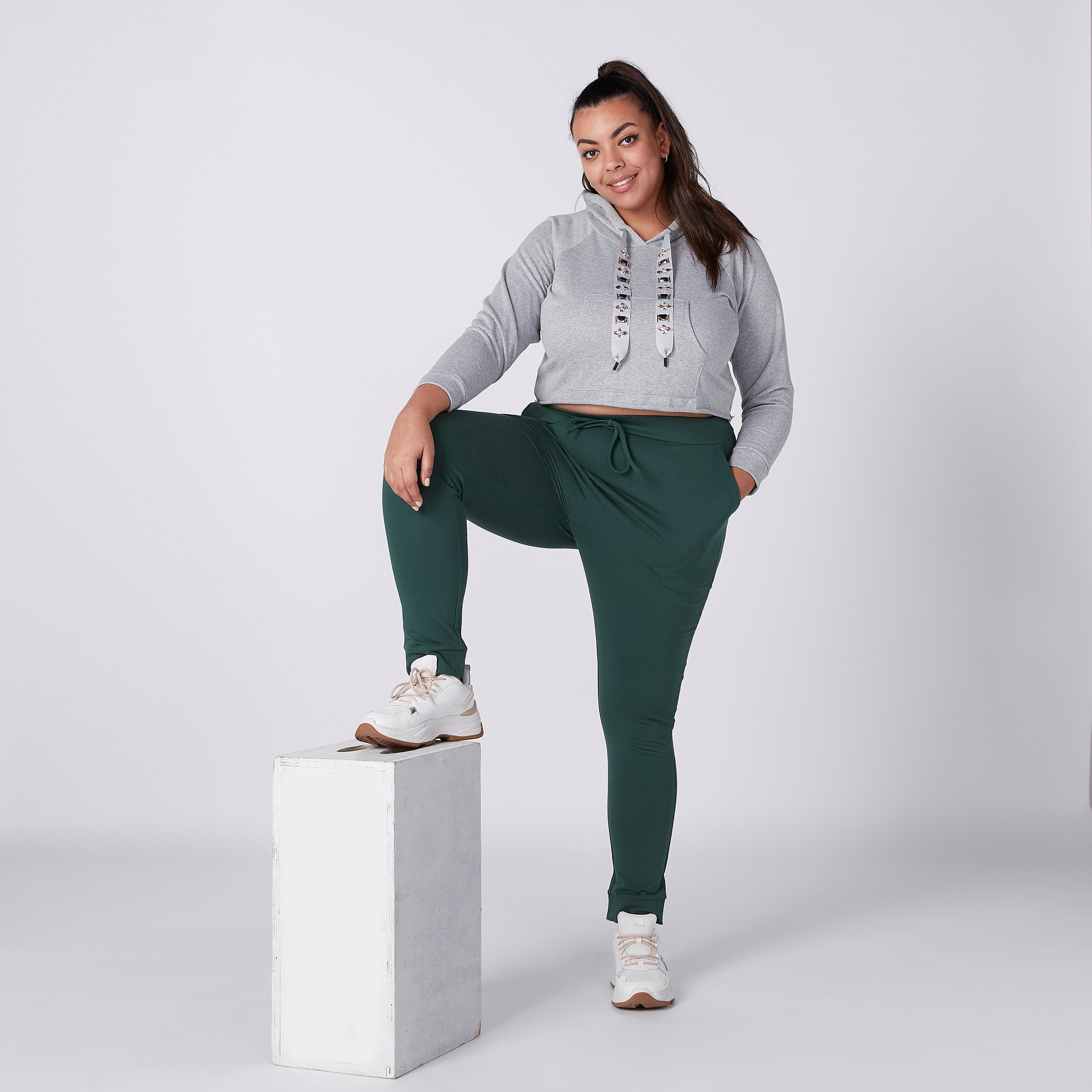 Pocket Detail Jog Pants with Drawstring-women-clothing-bottoms-joggers-image-1