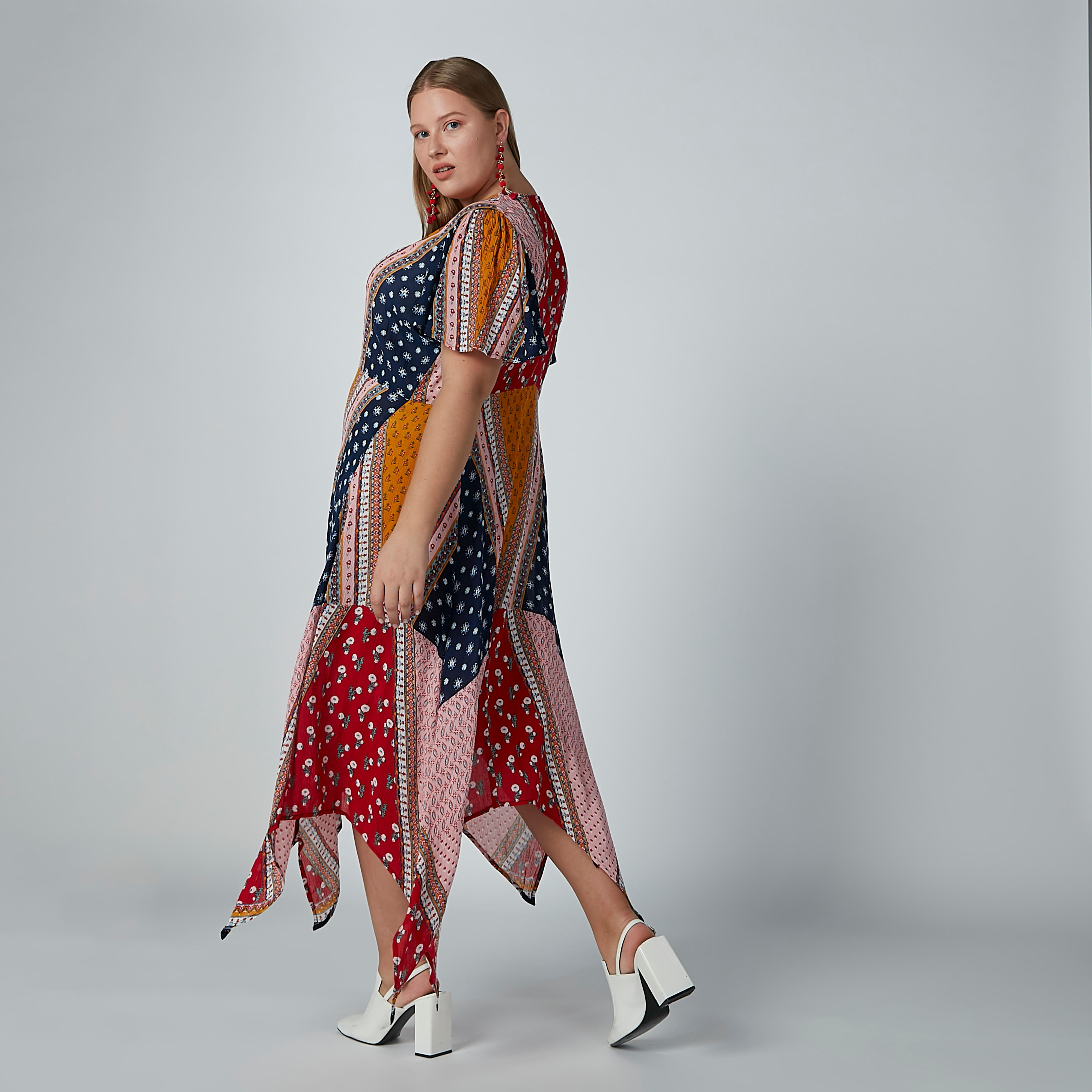 فستان قميص بحوّاف غير مستوية وطبعات-women-clothing-dresses-image-4