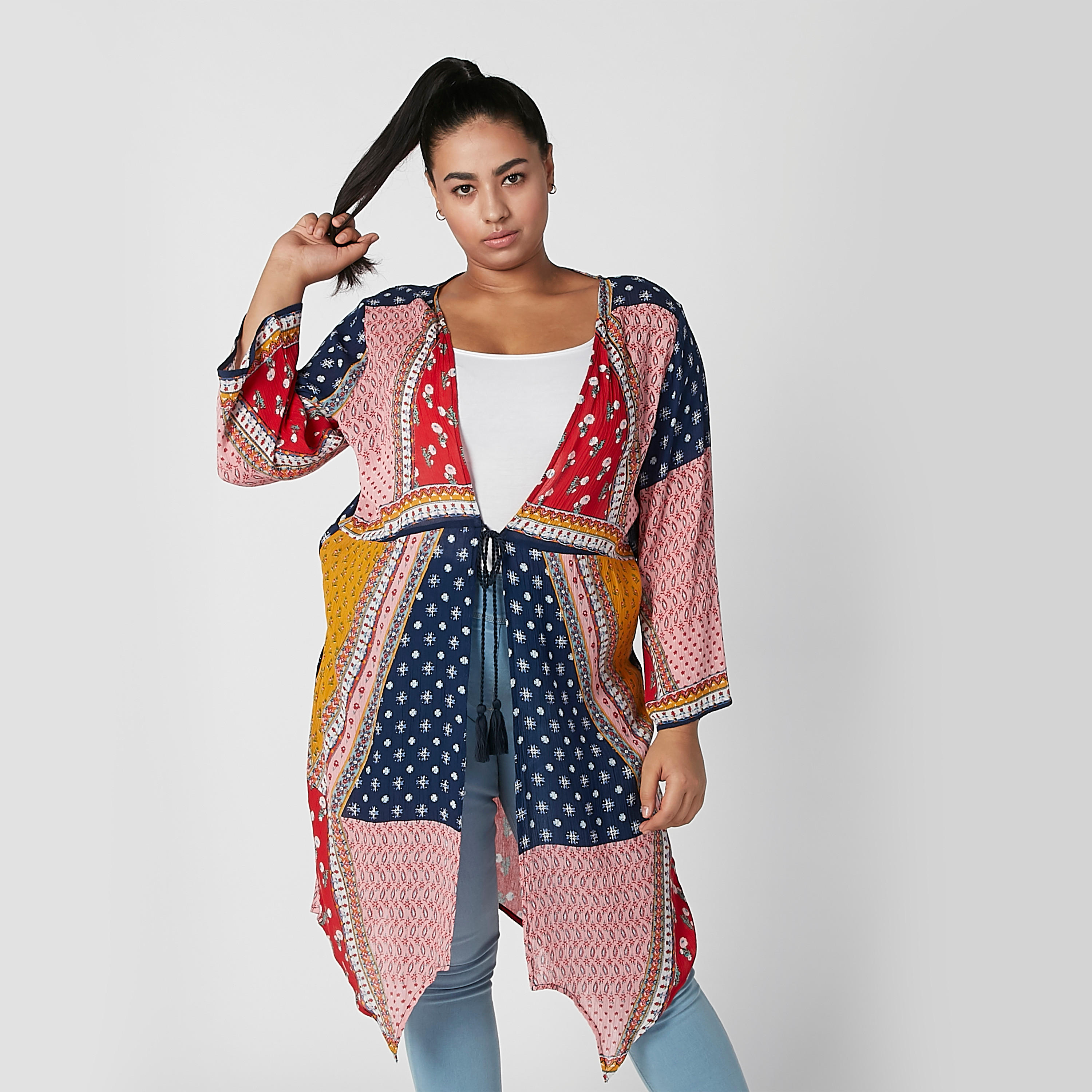 سترة بأكمام طويلة وأربطة وطبعات-women-winterwear-cardigansandjumpers-cardigans-image-6