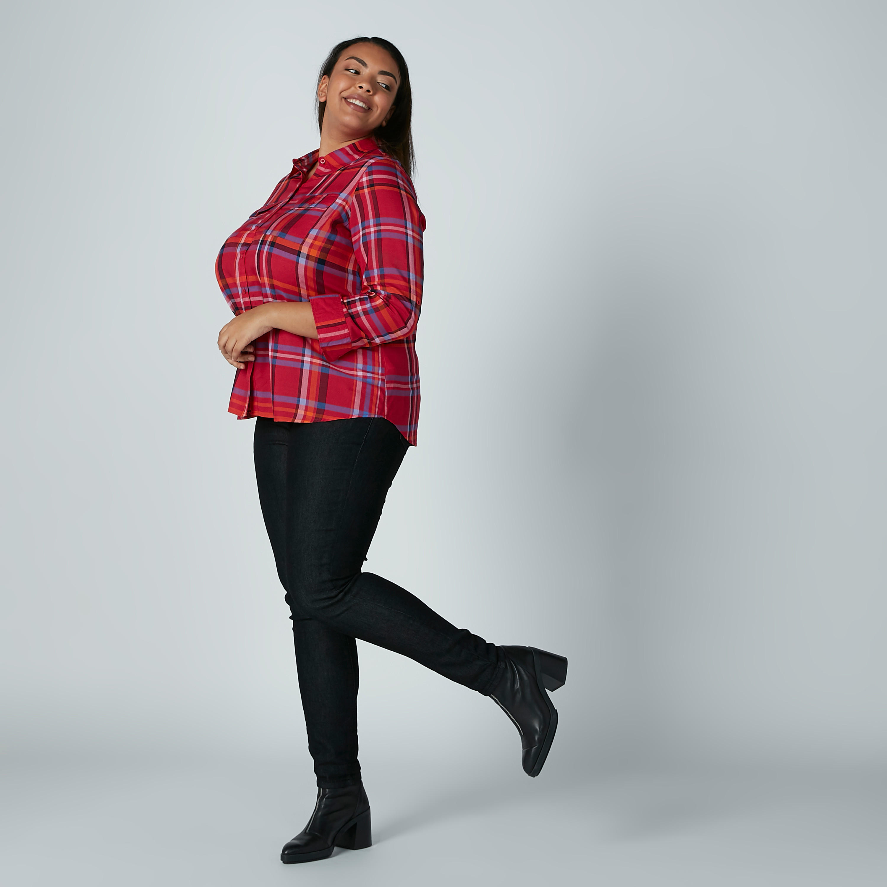 قميص كاروهات بأكمام 3/4 وجيوب-women-clothing-shirtsandblouses-blouses-image-2