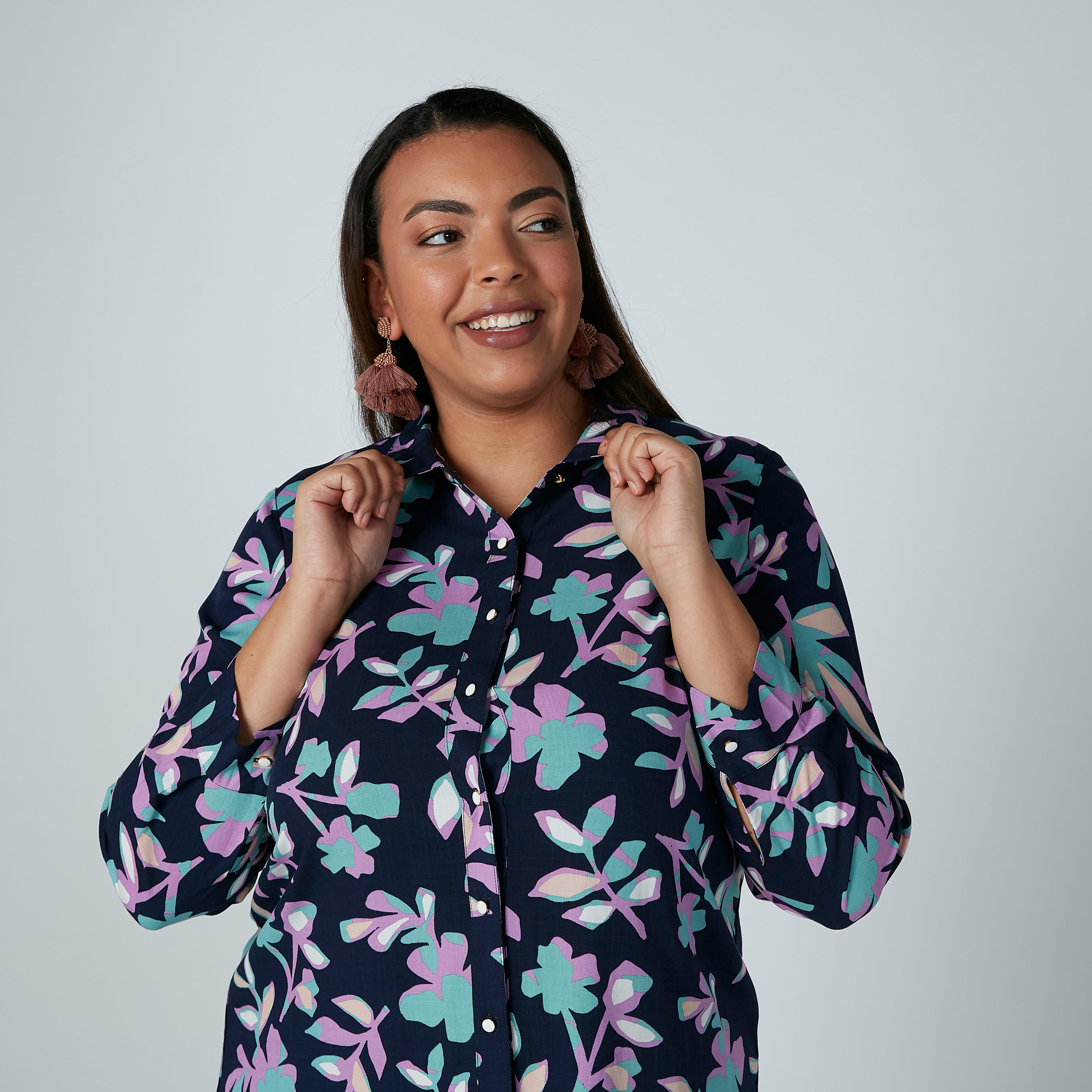 قميص بأكمام 3/4 وأزرار وطبعات زهرية-women-clothing-shirtsandblouses-blouses-image-2