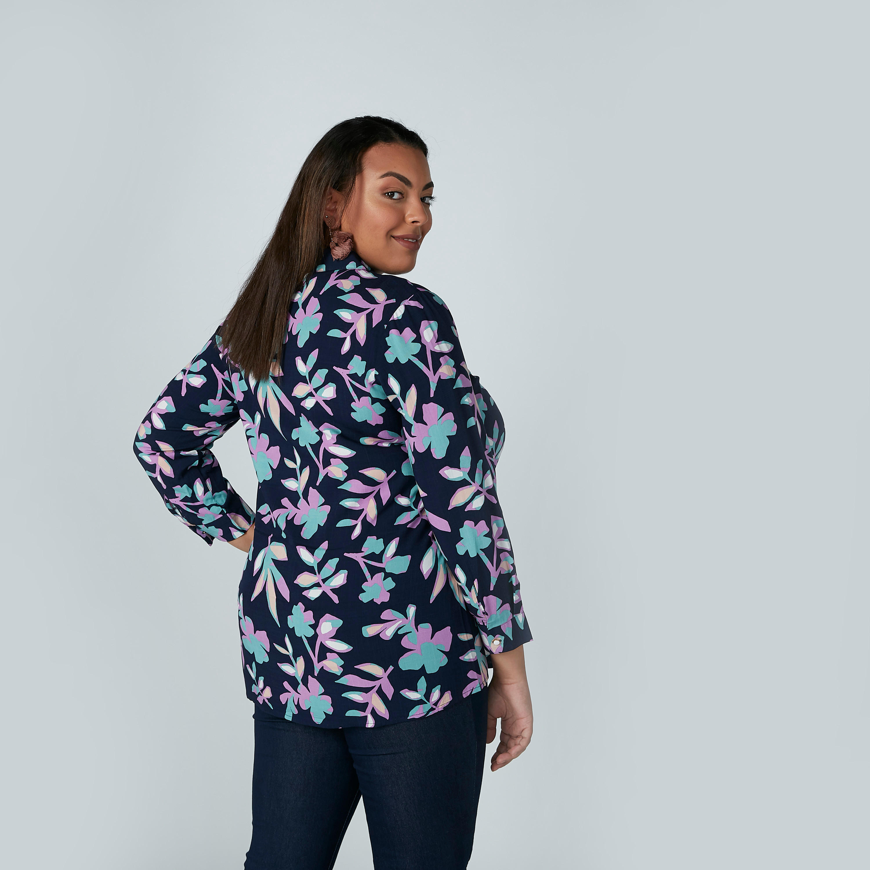 قميص بأكمام 3/4 وأزرار وطبعات زهرية-women-clothing-shirtsandblouses-blouses-image-4
