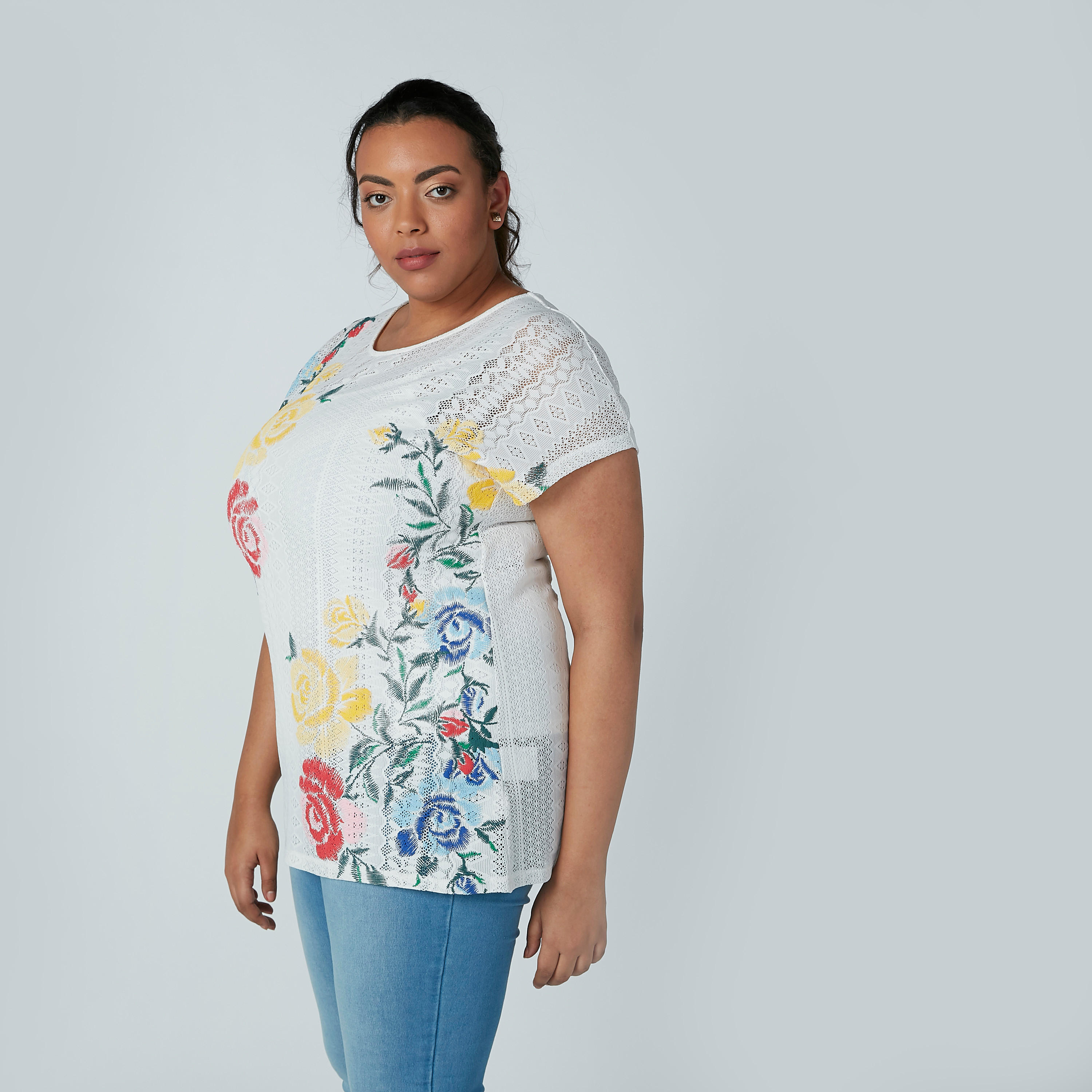بلوزة بياقة مستديرة وأكمام متصلة وطبعات زهرية-women-clothing-shirtsandblouses-blouses-image-1