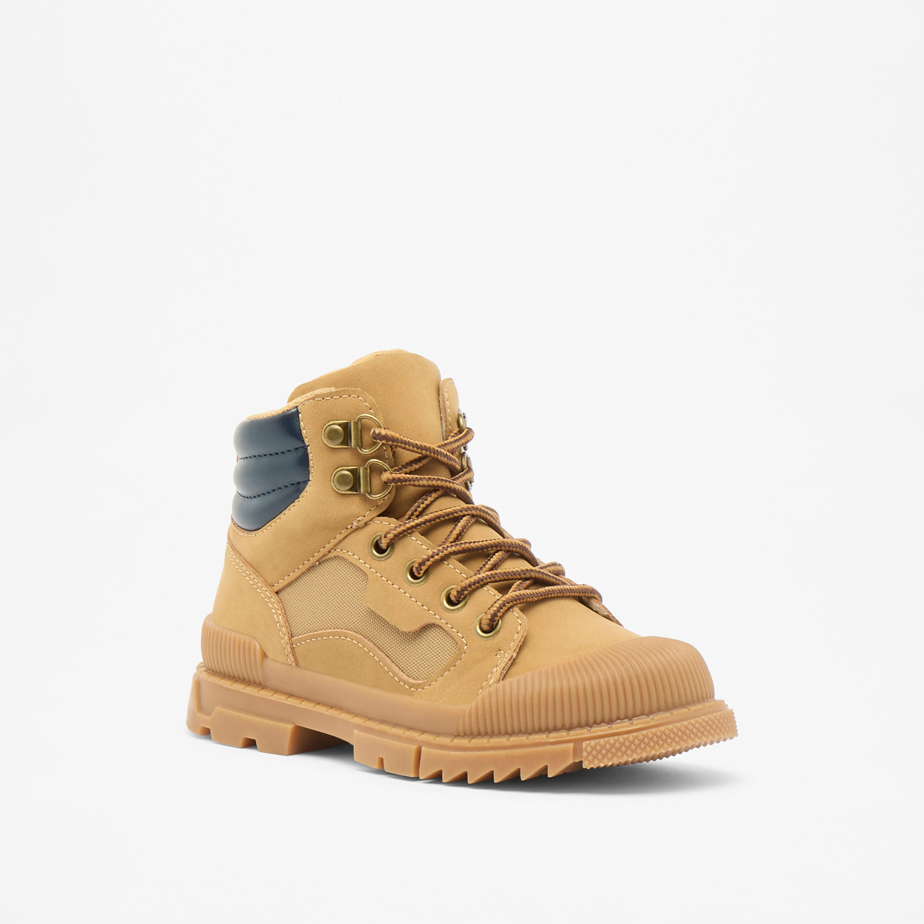 بوت بقصة عالية وألواح مع رباط وسحاب إغلاق من أل بي أل من شو إكسبريس-boys-shoes-boots-image-1