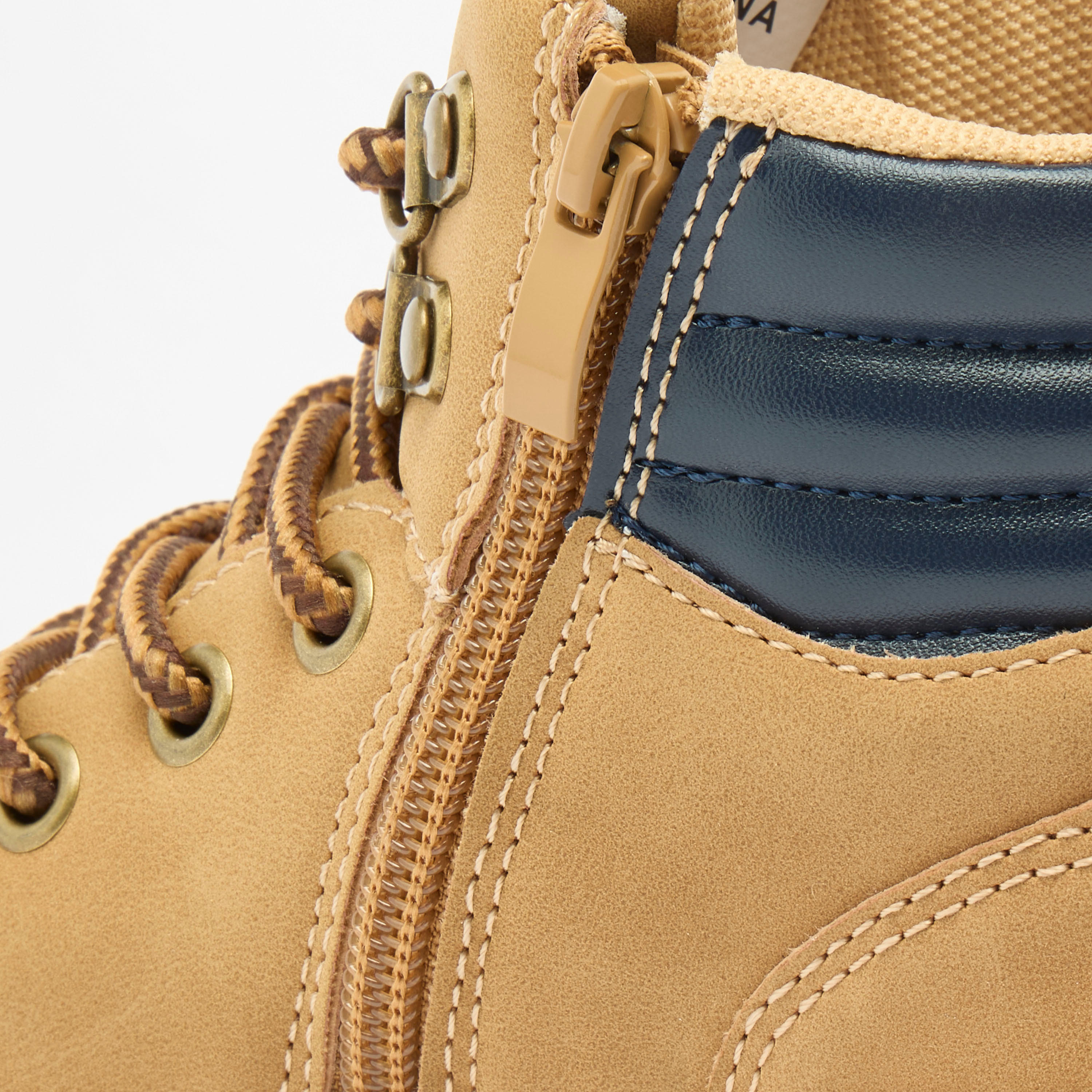 بوت بقصة عالية وألواح مع رباط وسحاب إغلاق من أل بي أل من شو إكسبريس-boys-shoes-boots-image-6