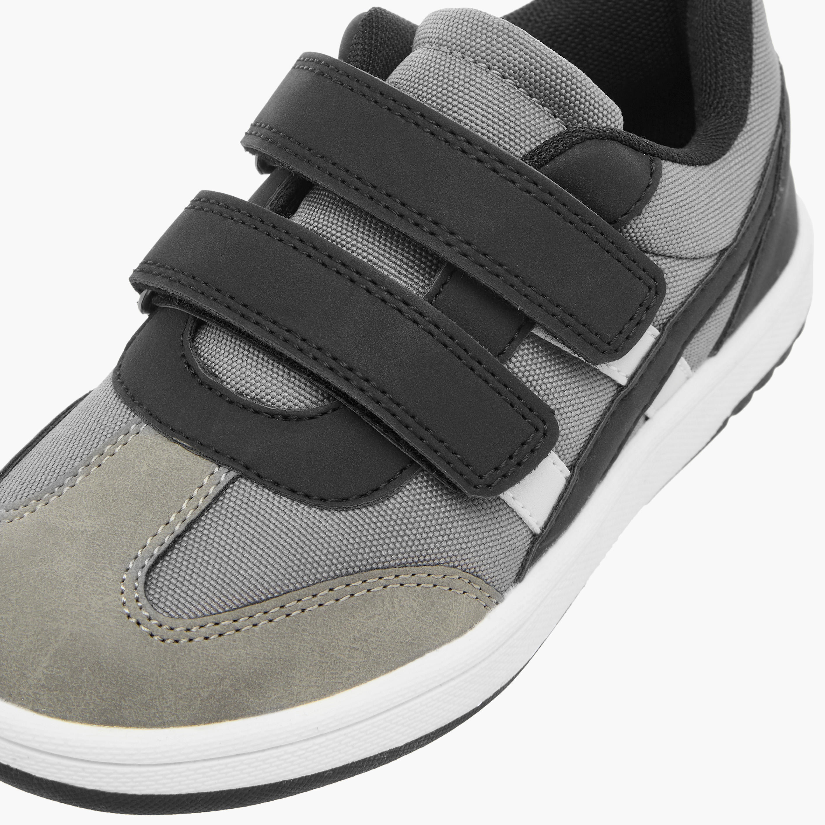 Juniors Panelled Sneakers with Hook and Loop Closure-boys-shoes-sneakers-image-4