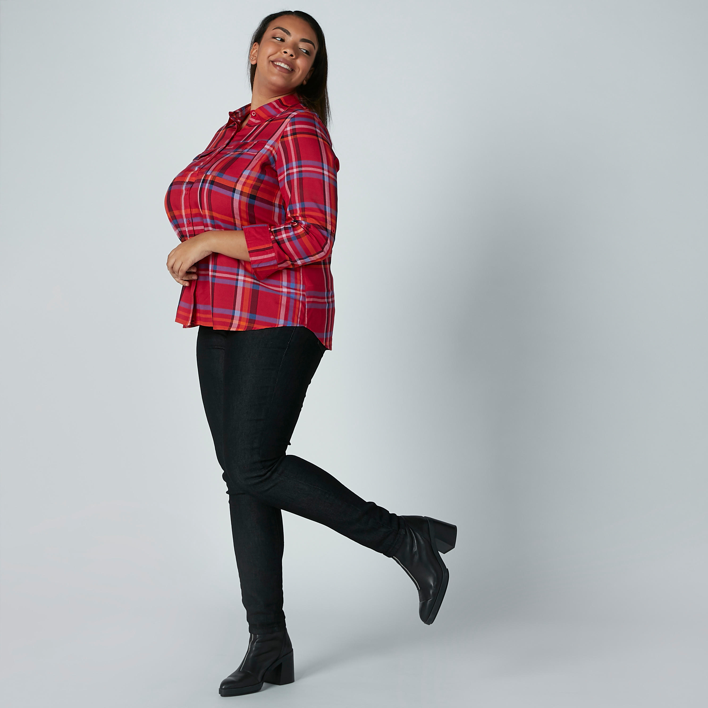 بنطلون جيقنز مقاس كبير سادة بخصر مطاطي وجيب-women-clothing-bottoms-leggings-image-2