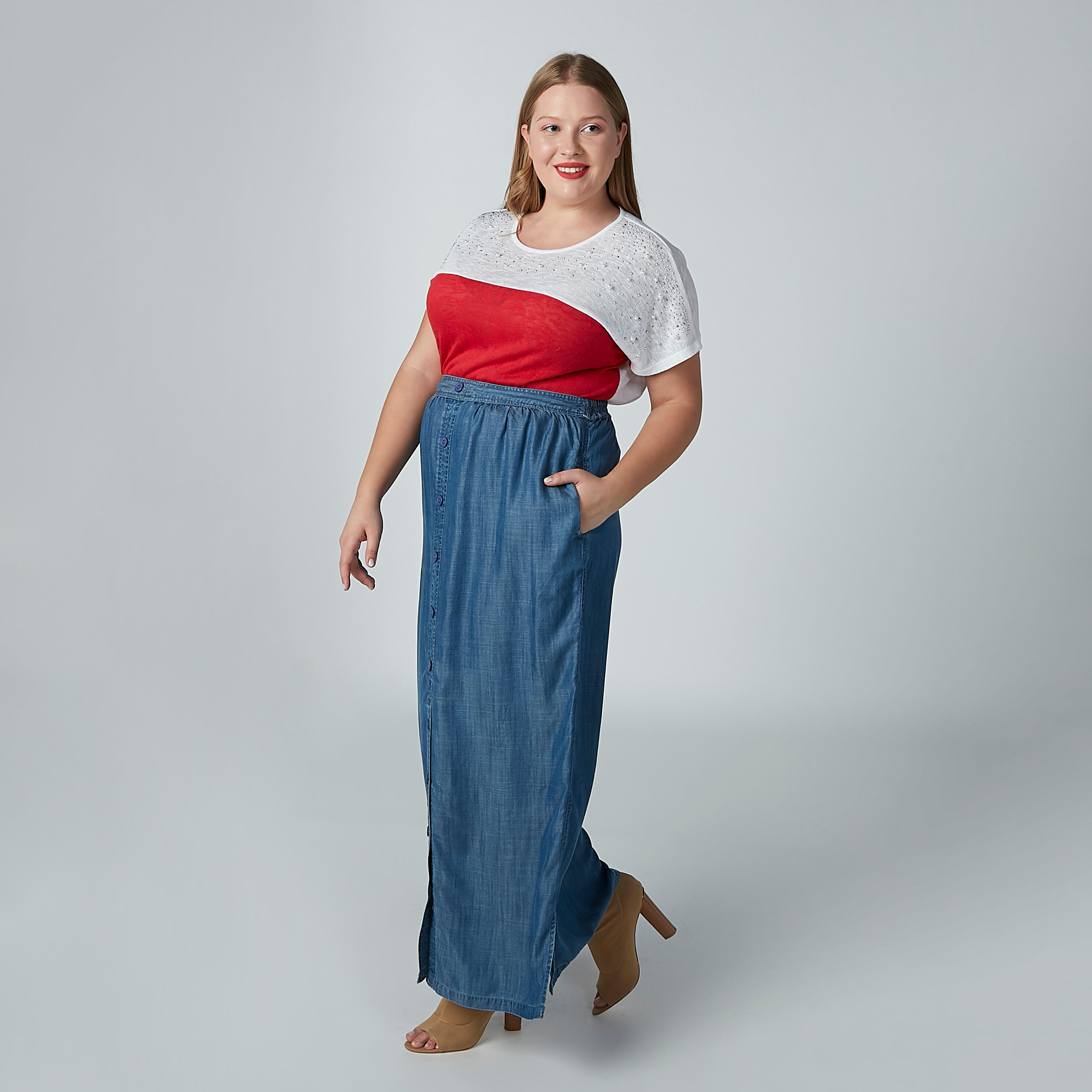 تيشيرت قوالب ملون مرصع بياقة مستديرة وأكمام متصّلة-women-clothing-tshirts-image-3