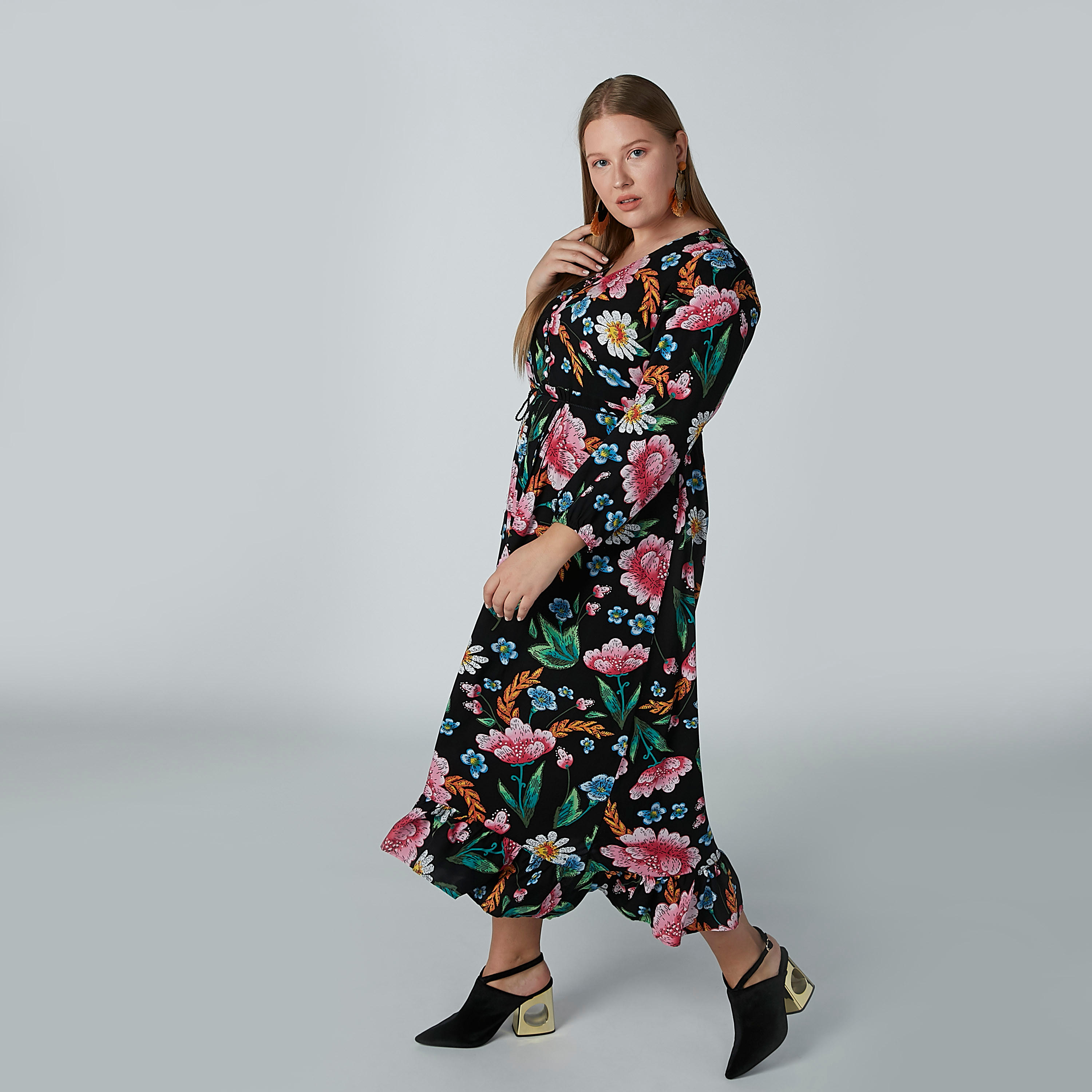 فستان إيه لاين متوسط الطول بأكمام طويلة وأربطة وطبعات زهرية-women-clothing-dresses-image-1