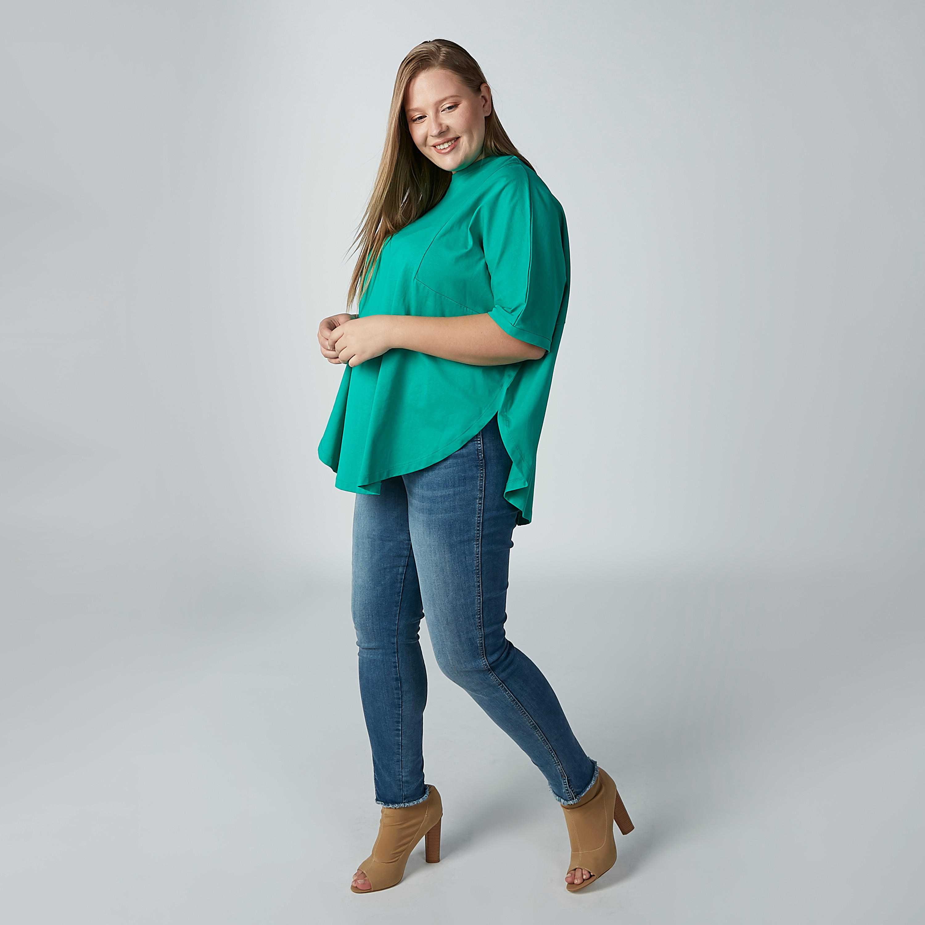 بلوزة سادة بياقة ضيقة وأكمام قصيرة-women-clothing-shirtsandblouses-blouses-image-3