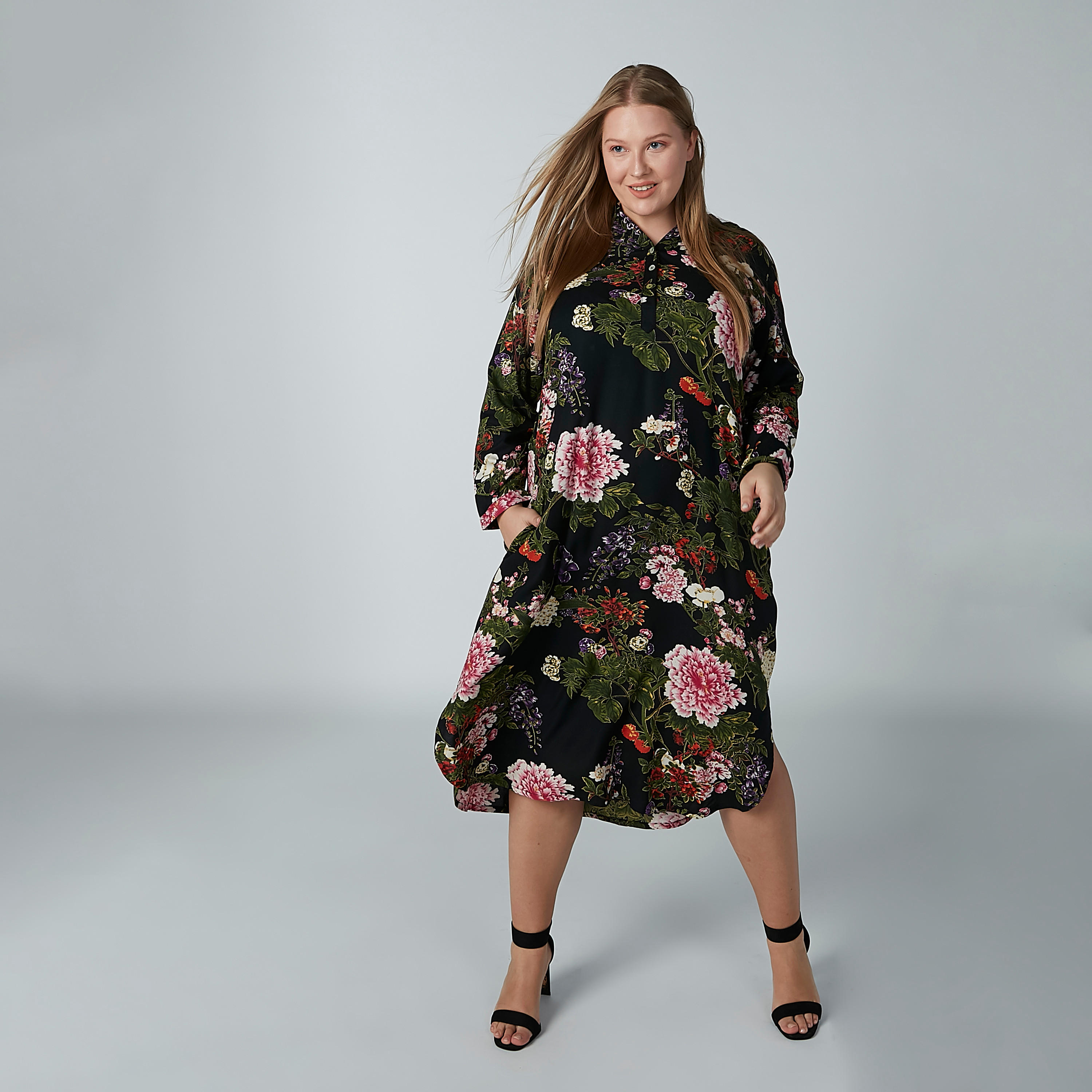 تونيك بأكمام طويلة وجيوب وطبعات زهرية-women-clothing-shirtsandblouses-blouses-image-4