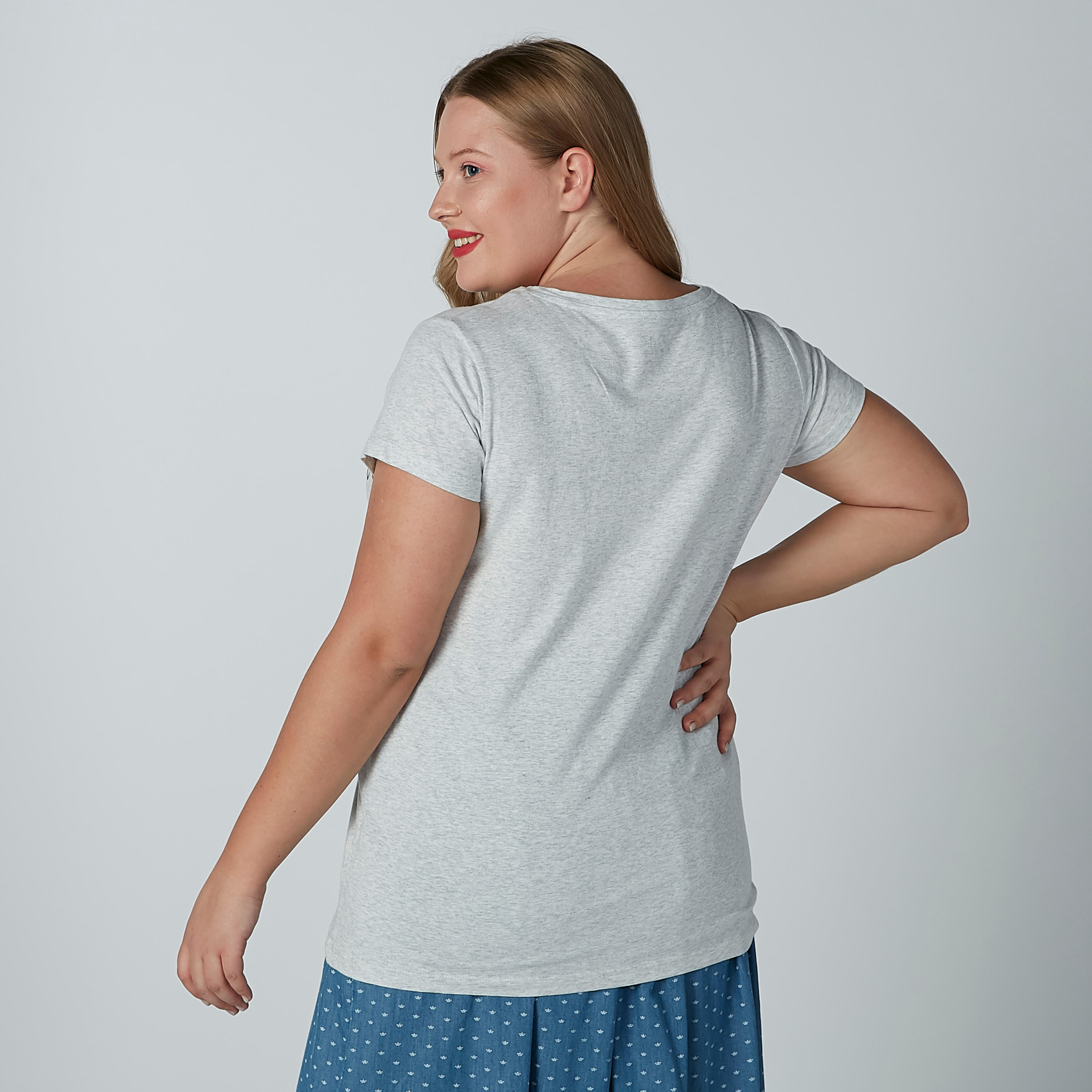 تيشيرت مطبوعة بياقة مستديرة وأكمام قصيرة-women-clothing-tshirts-image-4