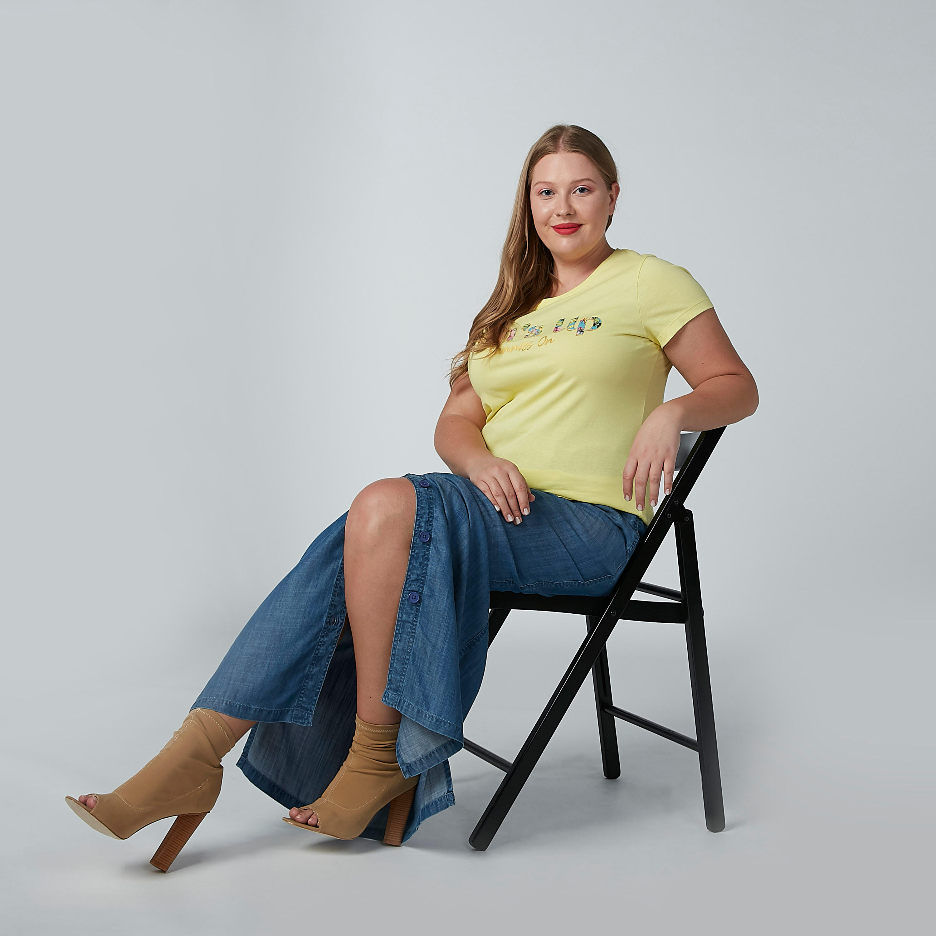 تيشيرت بياقة مستديرة وأكمام قصيرة وطبعات-women-clothing-tshirts-image-1