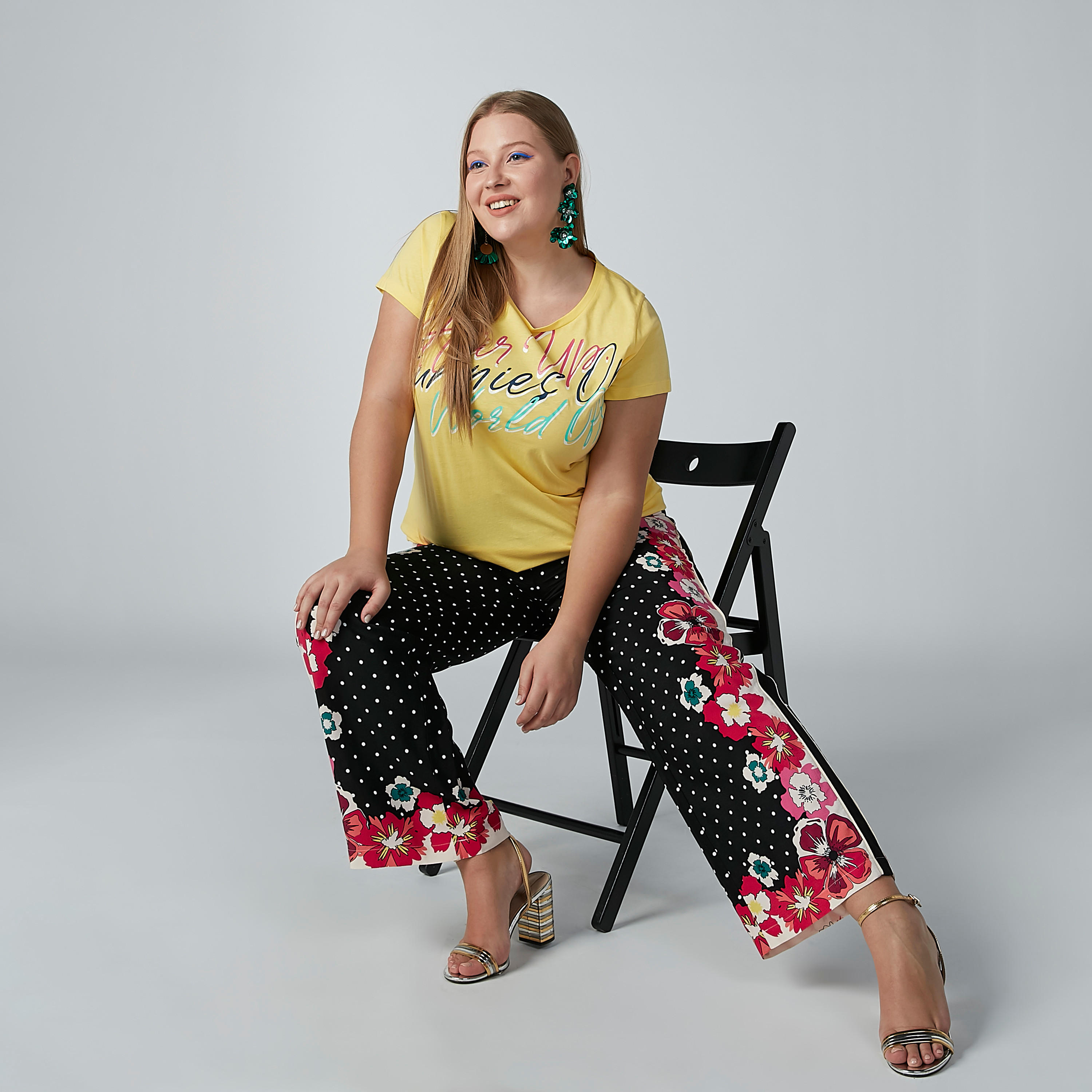 تيشيرت مطبوعة بياقة مستديرة وأكمام قصيرة-women-clothing-tshirts-image-2