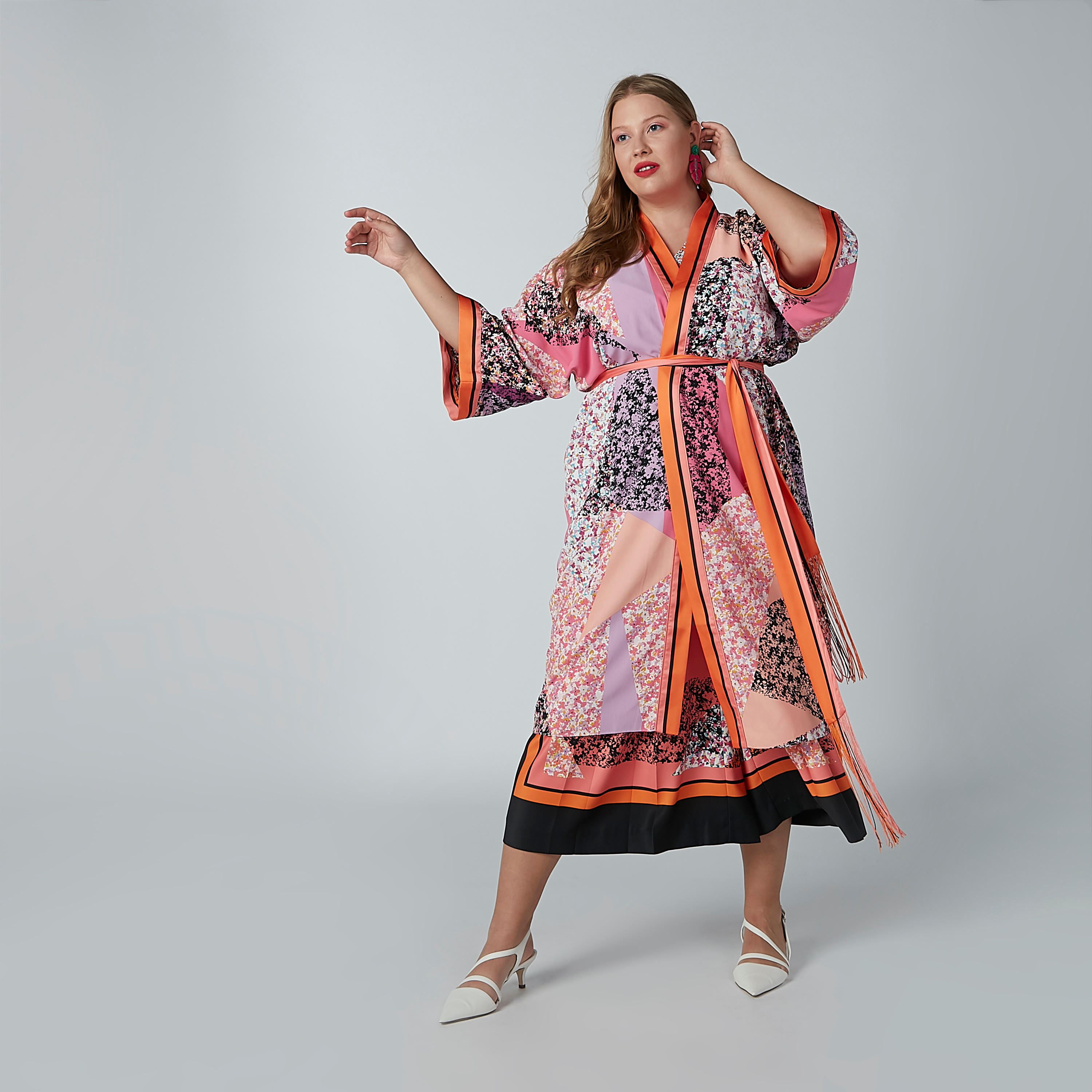 جاكيت طويل بأكمام 3/4 وأربطة وطبعات-women-winterwear-coatsandjackets-jackets-image-4