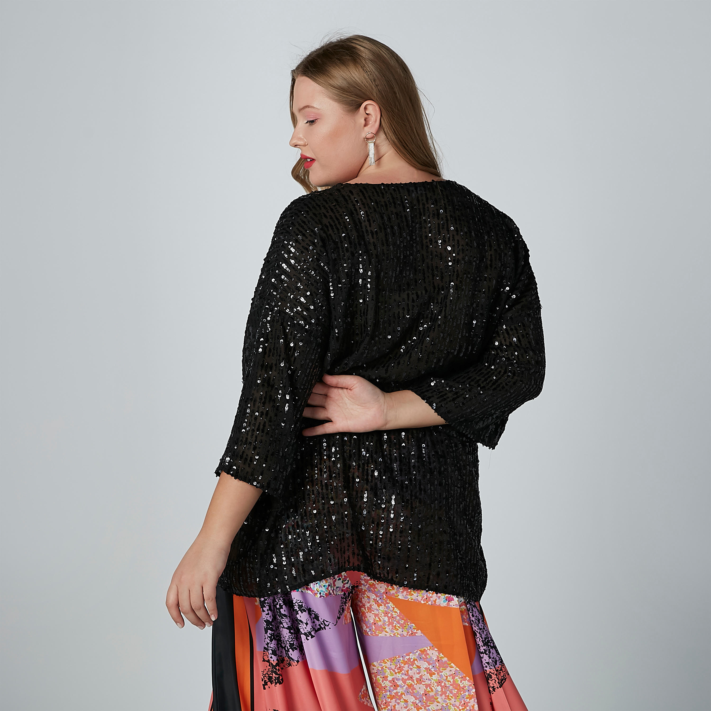 بلوزة ترتر بياقة V وأربطة-women-clothing-shirtsandblouses-blouses-image-4