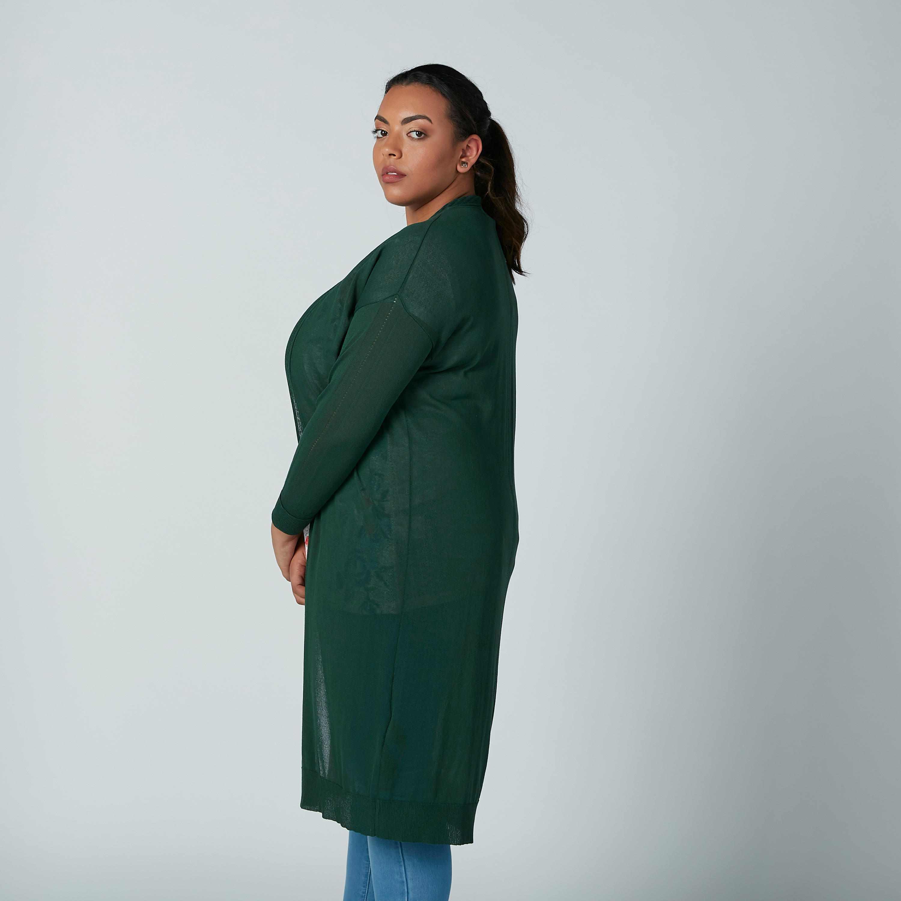 سترة بقصّة مستقيمة وأكتاف منسدلة وأكمام طويلة-women-winterwear-cardigansandjumpers-cardigans-image-2