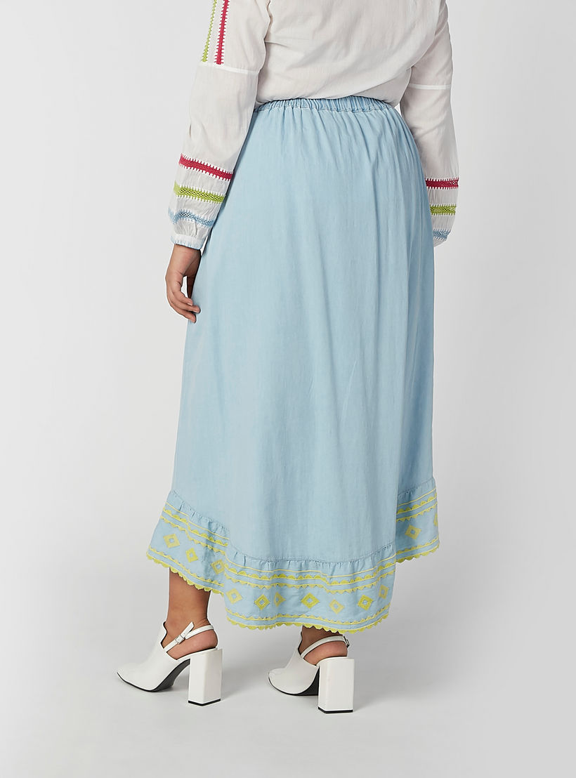 تنورة ماكسي مطرّزة بخصر مطّاطي وحوّاف غير مستوية-women-clothing-bottoms-skirts-image-6