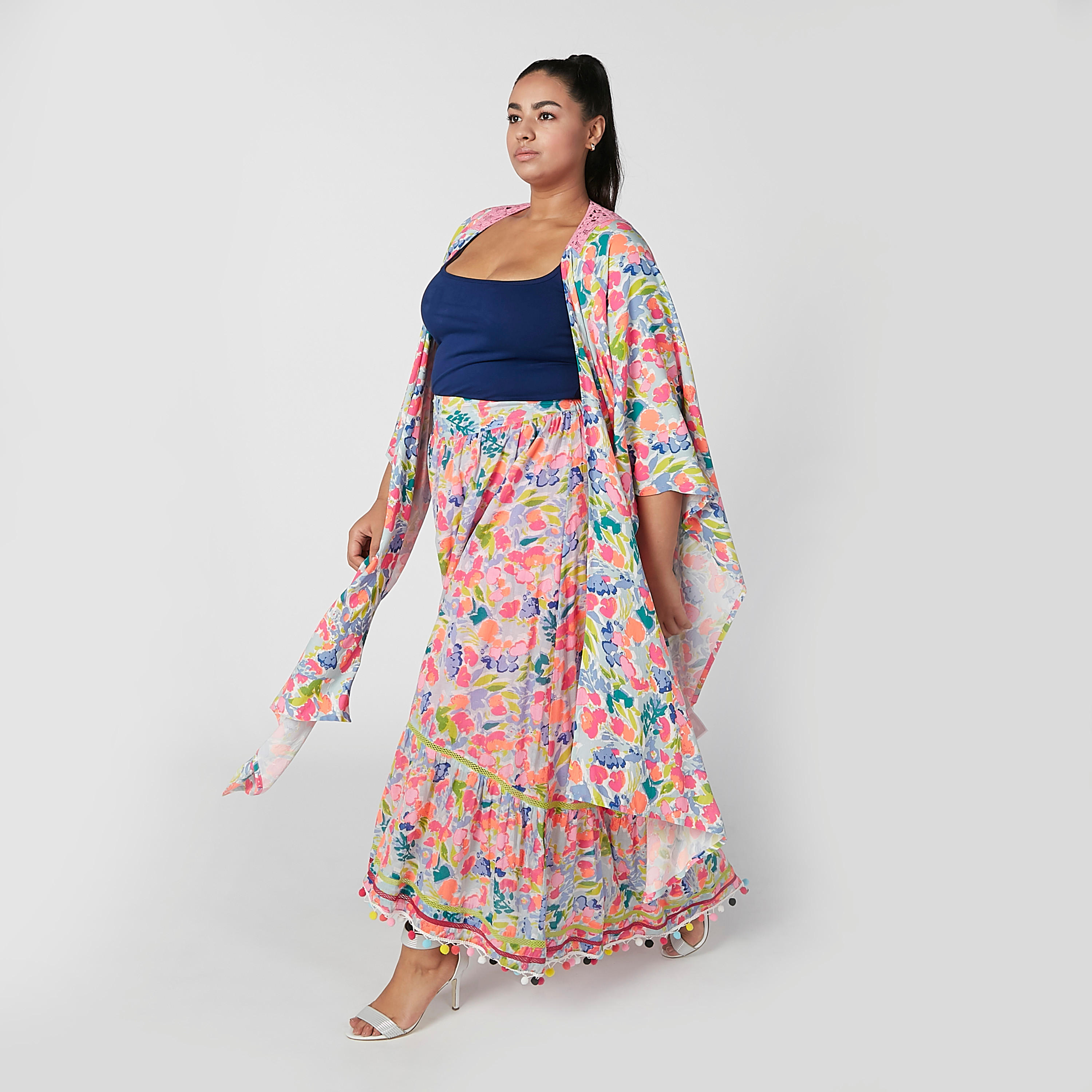 تنورة ماكسي إيه لاين بخصر مطّاطي وشرّابات وطبعات-women-clothing-bottoms-skirts-image-2