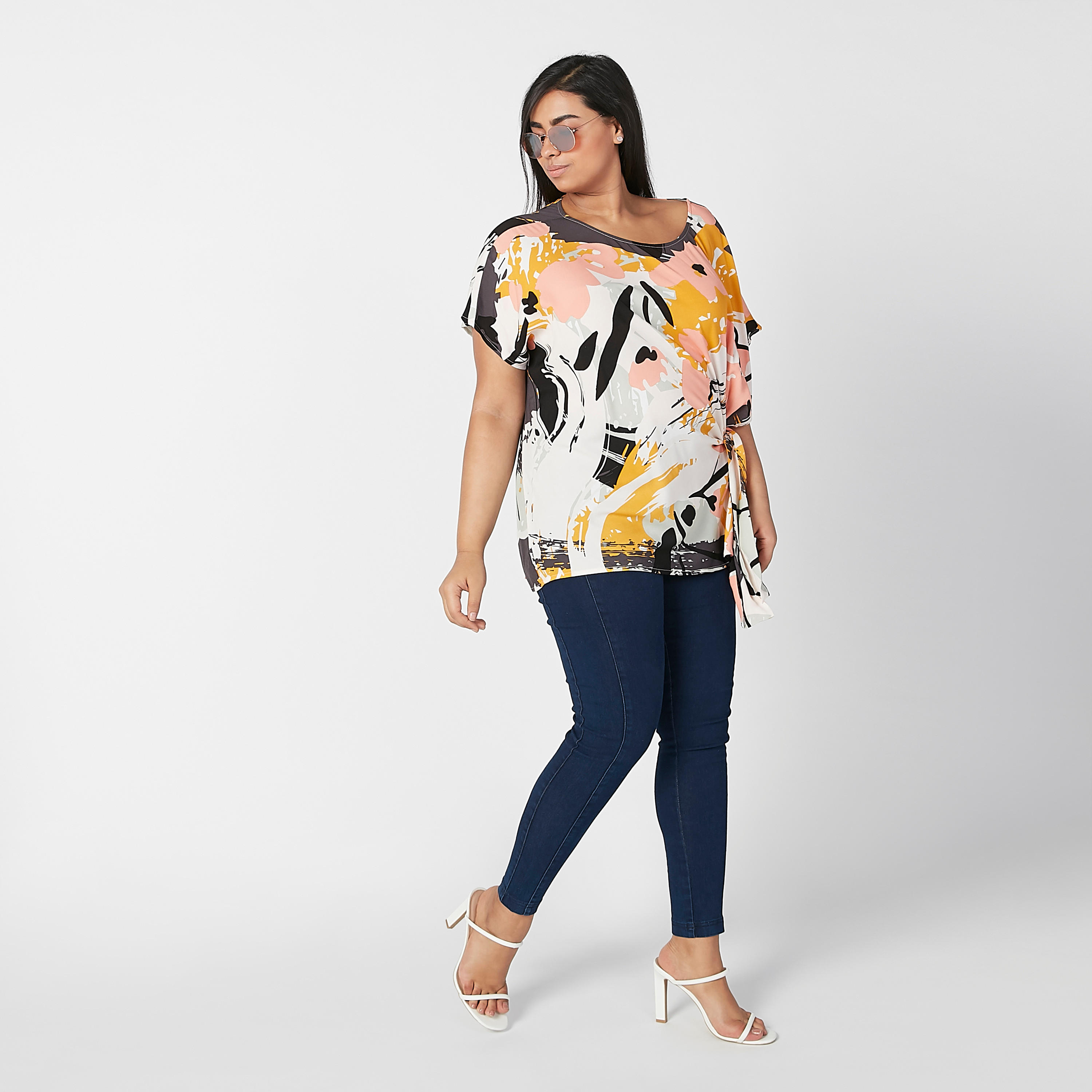 بلوزة مزيّنة بعقدة بياقة قارب وطبعات-women-clothing-shirtsandblouses-blouses-image-2