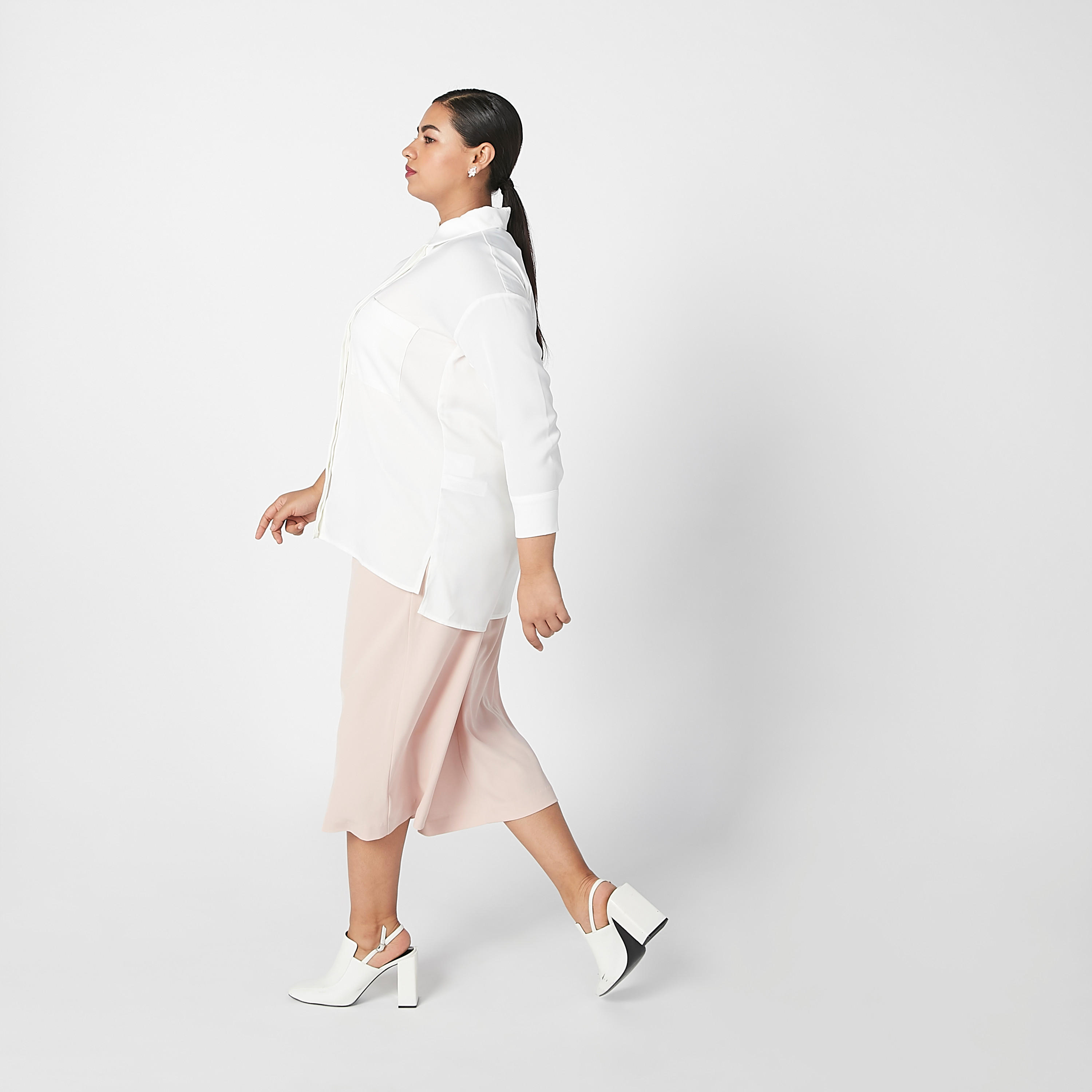 قميص سادة بأكمام طويلة وحواف غير مستوية-women-clothing-shirtsandblouses-blouses-image-4