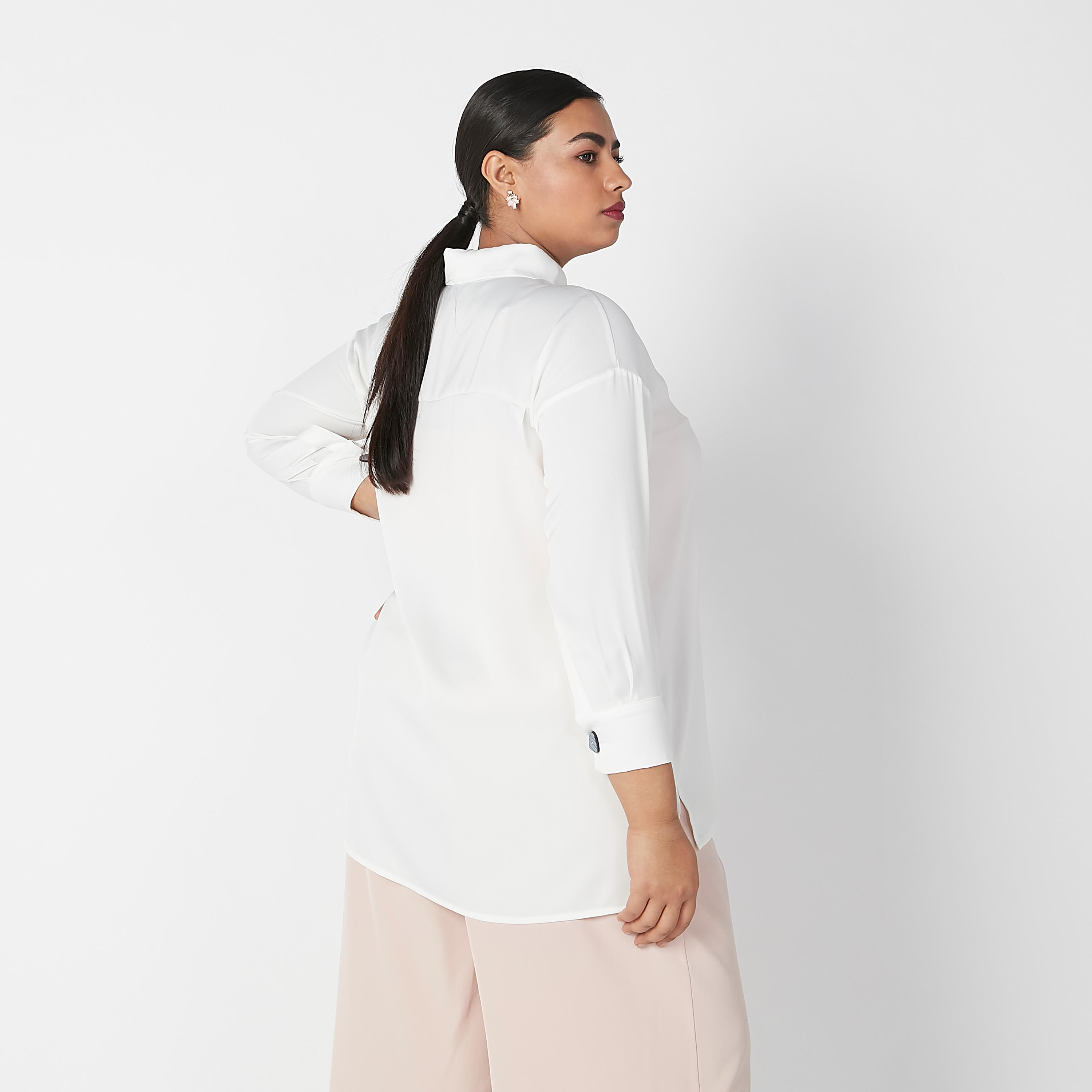 قميص سادة بأكمام طويلة وحواف غير مستوية-women-clothing-shirtsandblouses-blouses-image-5