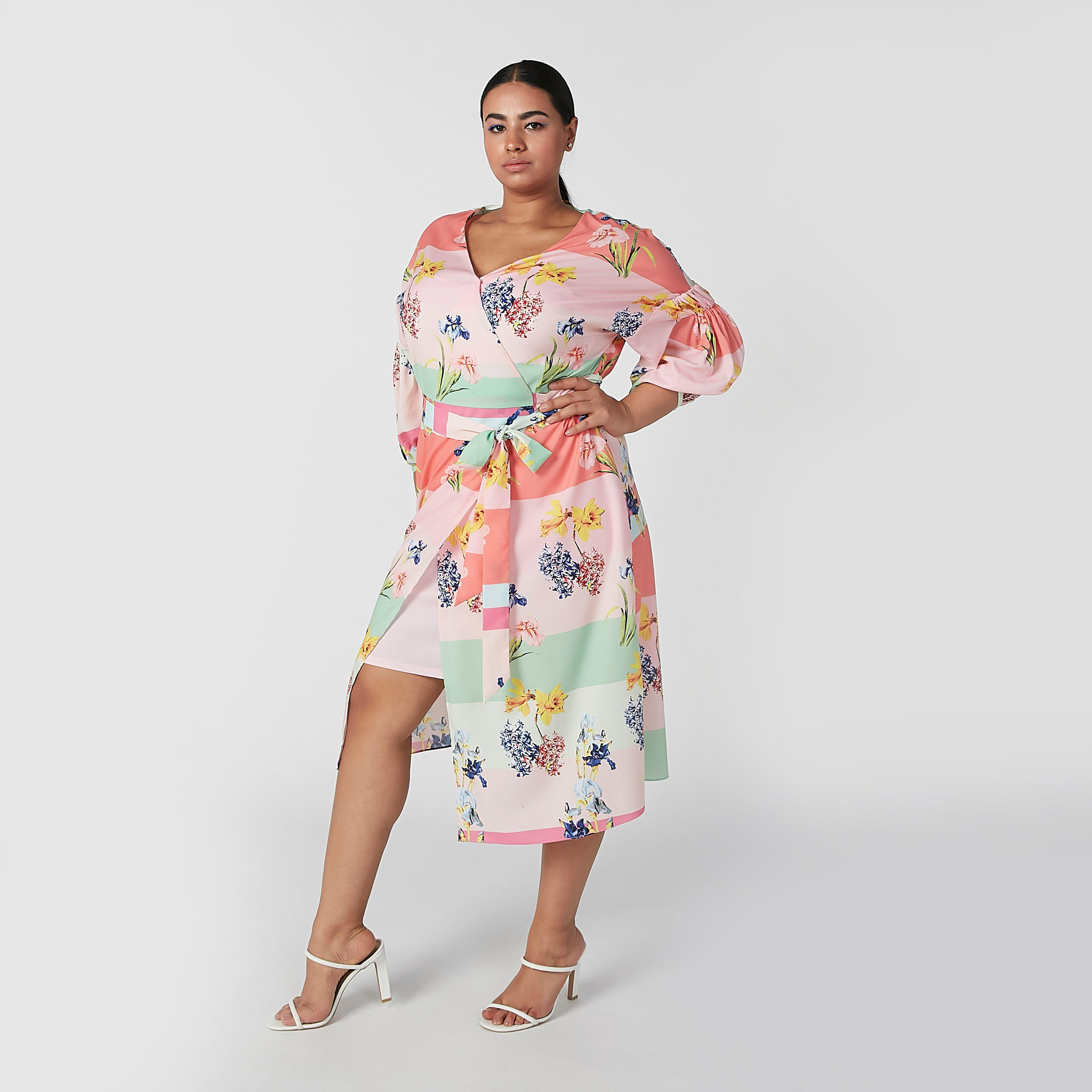فستان ميدي ملفوف بطبعات أزهار وأكمام 3/4 ورباط-women-clothing-dresses-image-1