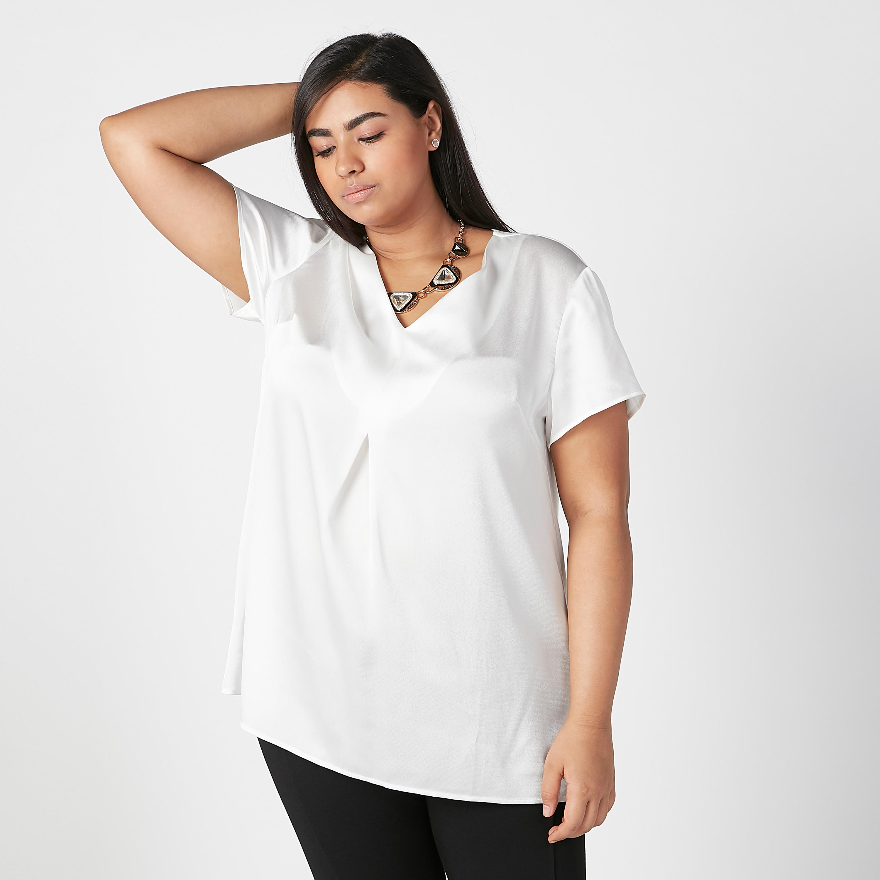 بلوزة سادة بياقة V وأكمام قصيرة-women-clothing-shirtsandblouses-blouses-image-1