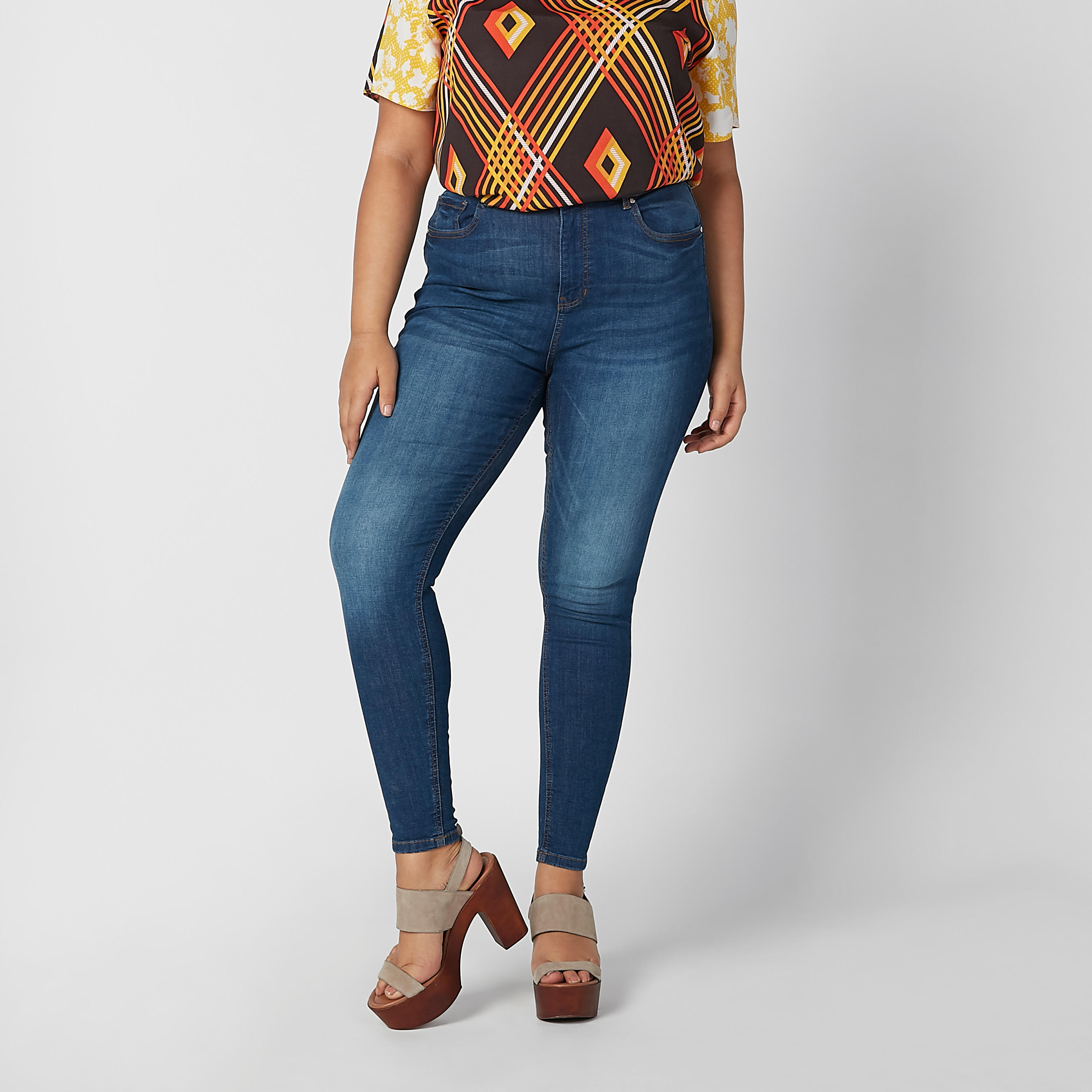 بنطلون جينز مستدام واسع بخصر مرن وجيوب-women-clothing-bottoms-jeans-image-1