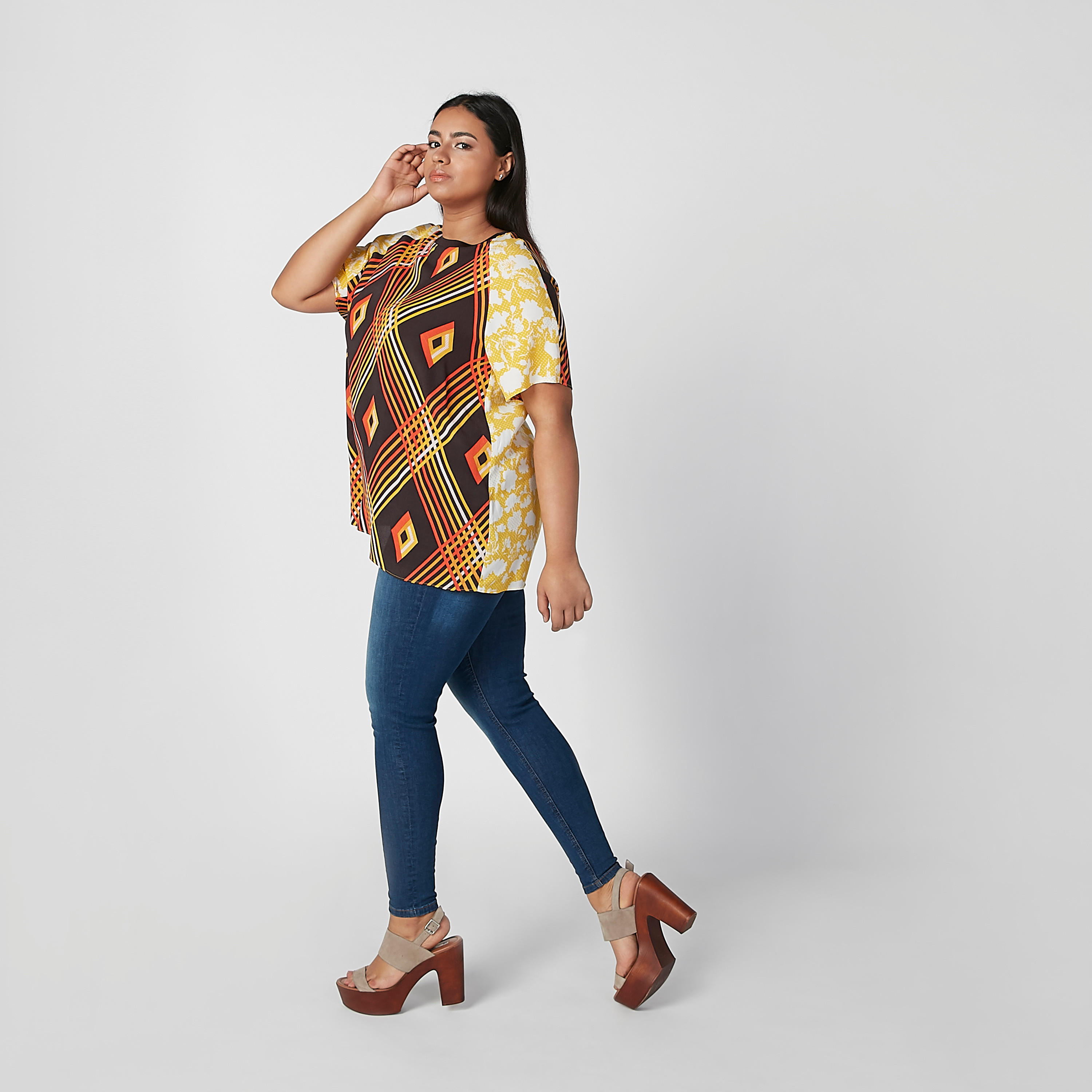 بنطلون جينز مستدام واسع بخصر مرن وجيوب-women-clothing-bottoms-jeans-image-2