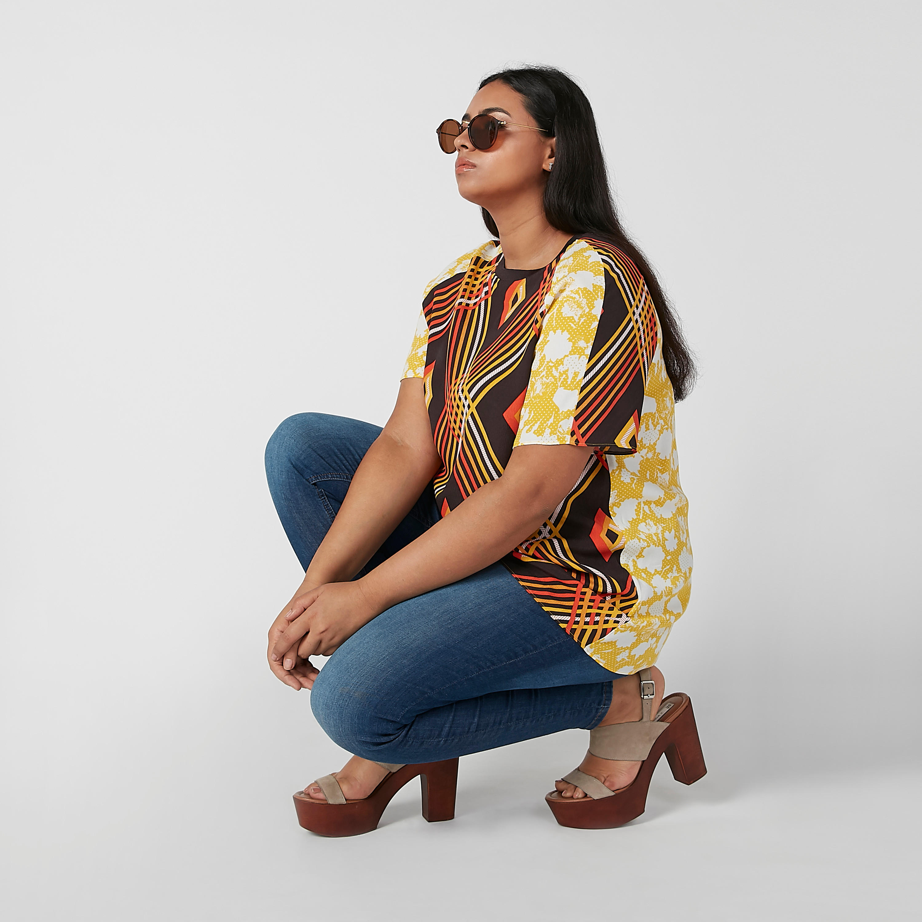 بنطلون جينز مستدام واسع بخصر مرن وجيوب-women-clothing-bottoms-jeans-image-3