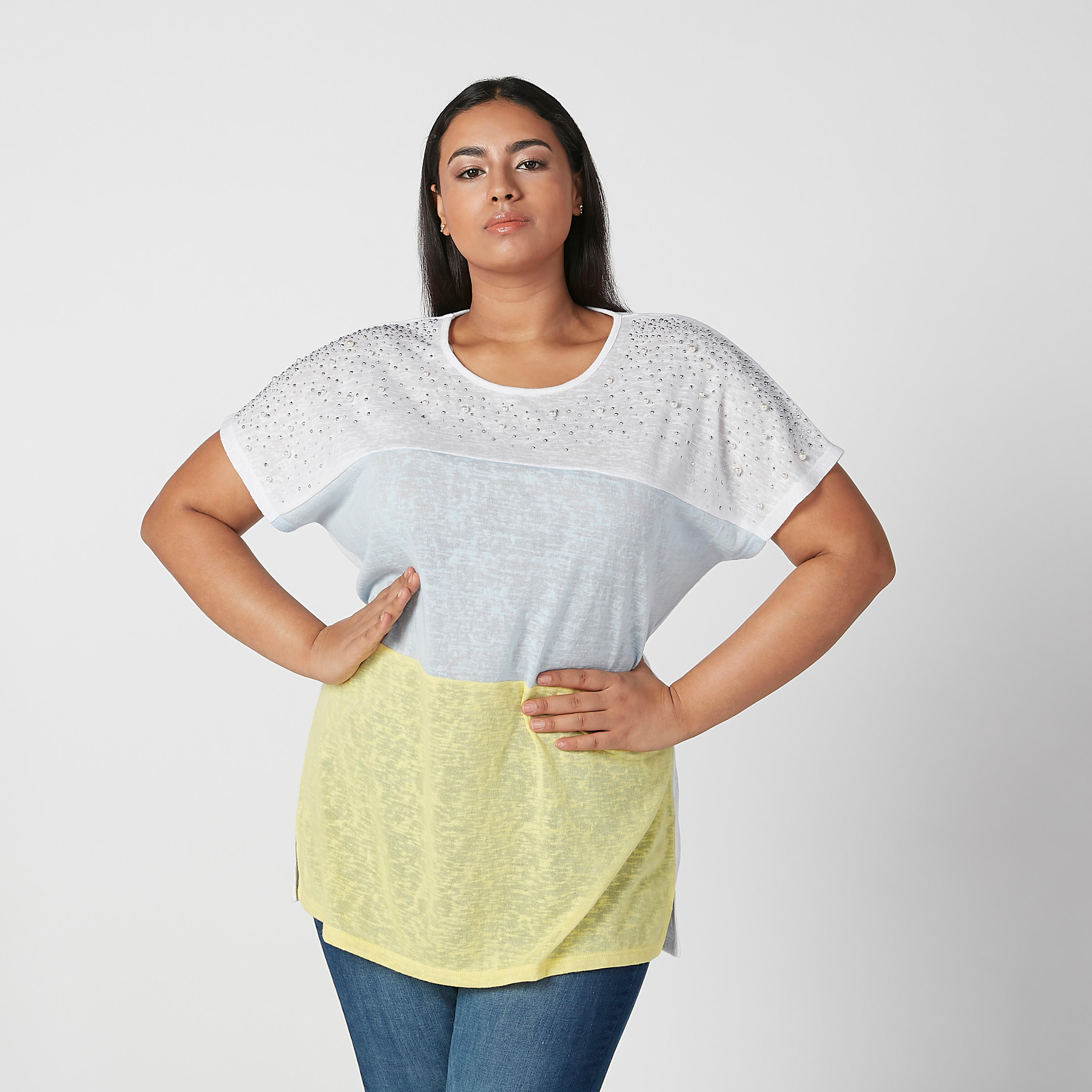 بلوزة مزيّنة بياقة مستديرة وأكمام متصلة-women-clothing-shirtsandblouses-blouses-image-1