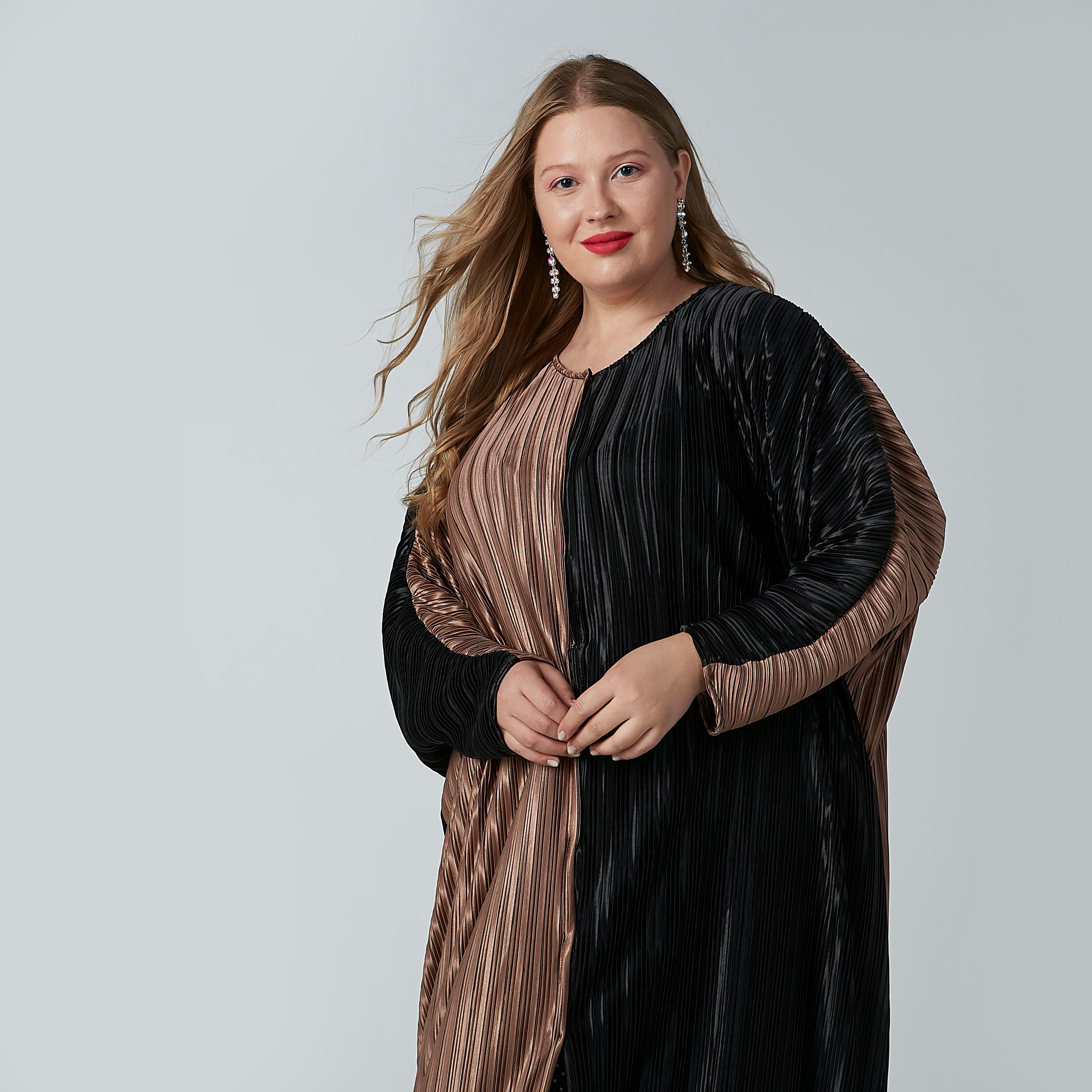 فستان بارز الملمس بياقة مستديرة وأكمام قصيرة-women-clothing-dresses-image-4