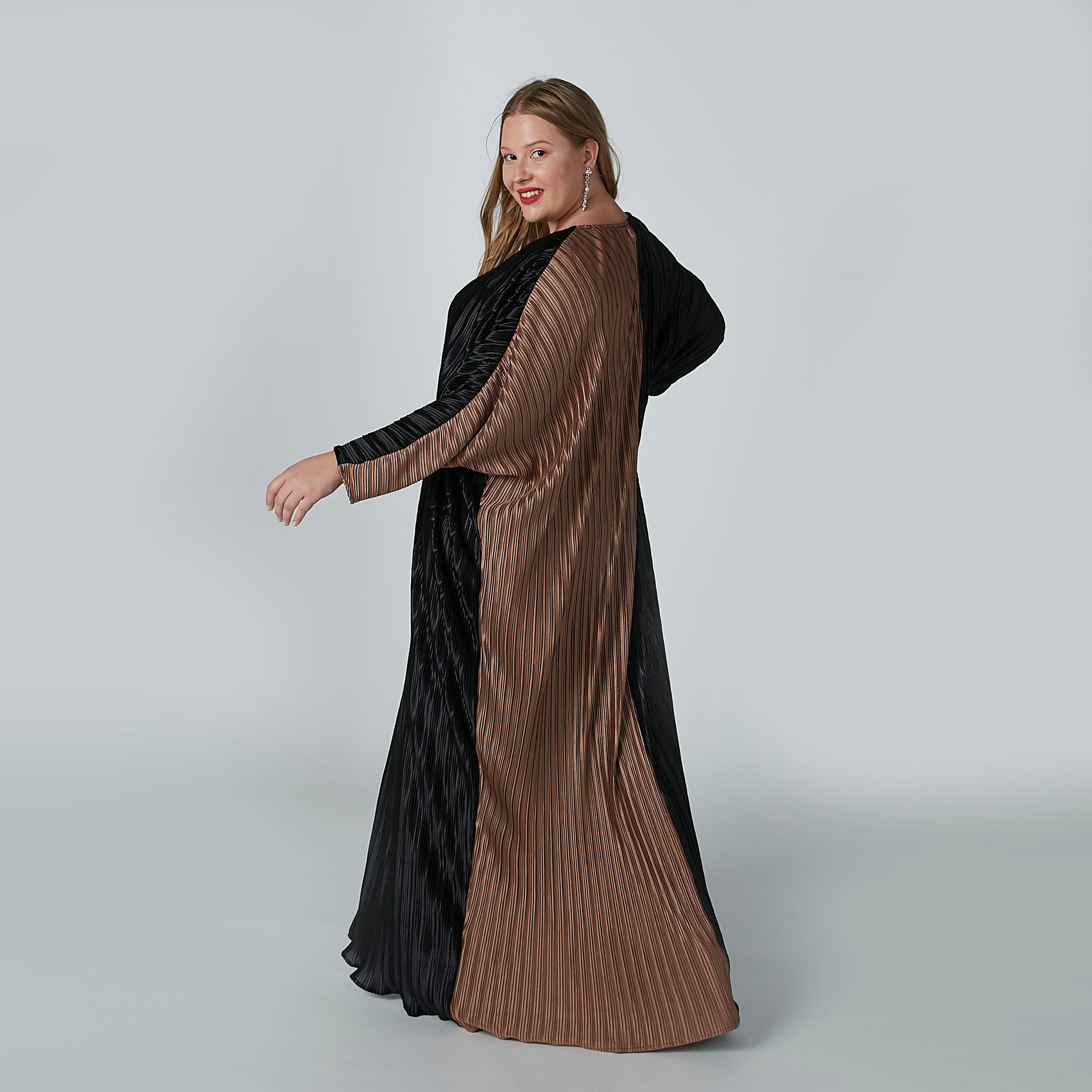 فستان بارز الملمس بياقة مستديرة وأكمام قصيرة-women-clothing-dresses-image-5