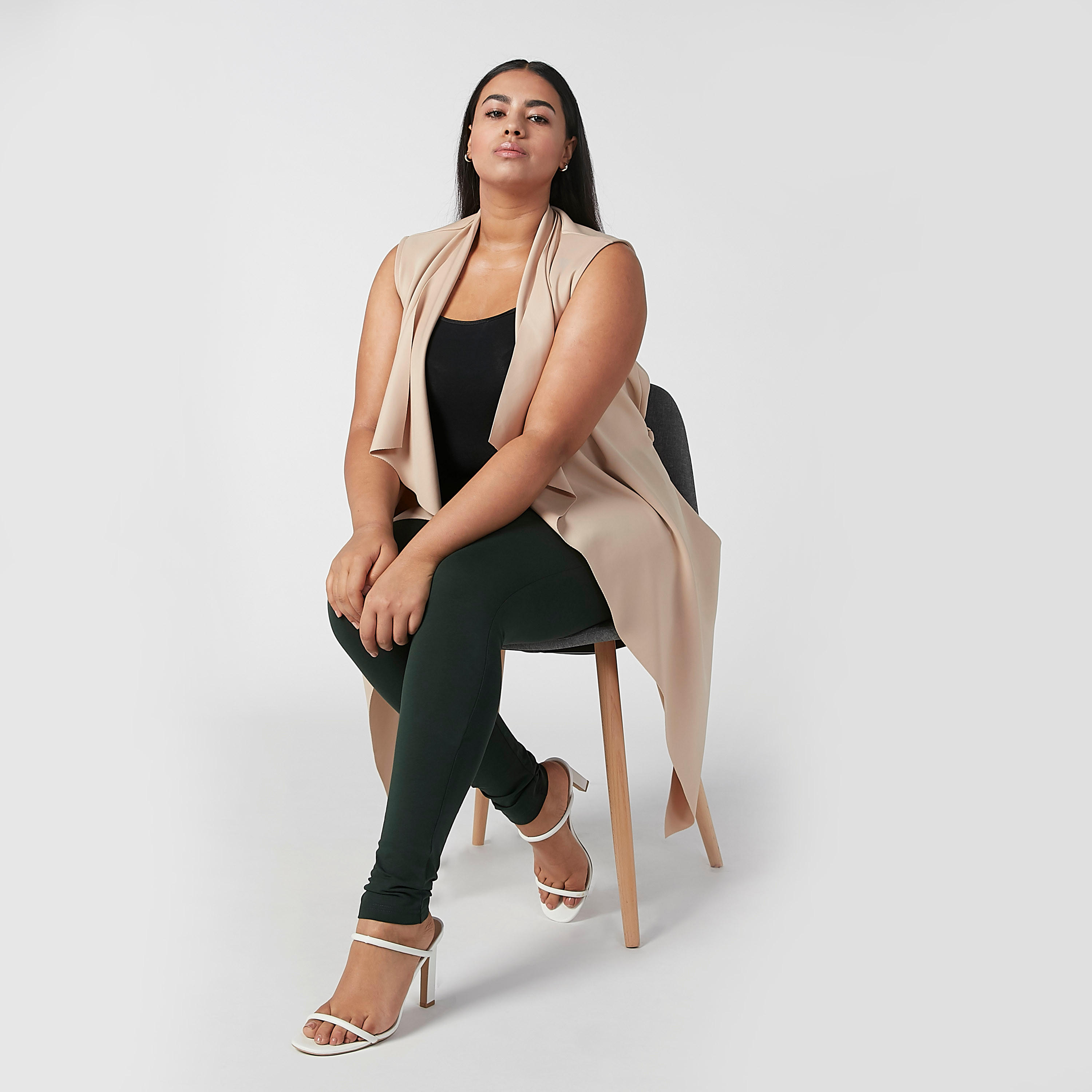بنطلون ليقنز سادة بخصر مطاطي-women-clothing-bottoms-leggings-image-2