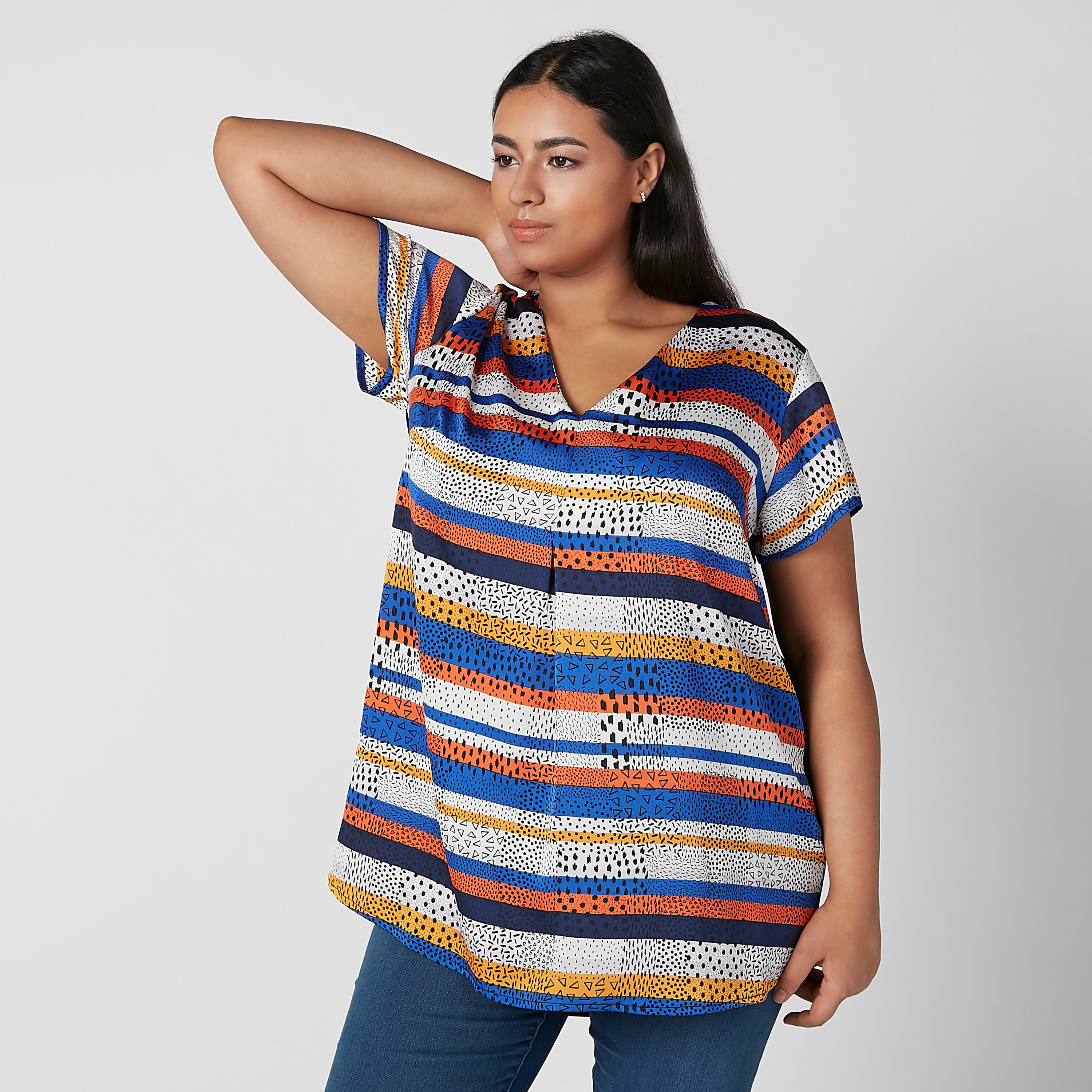 Printed Longline Top with V-neck and Short Sleeves-women-clothing-tshirts-image-3
