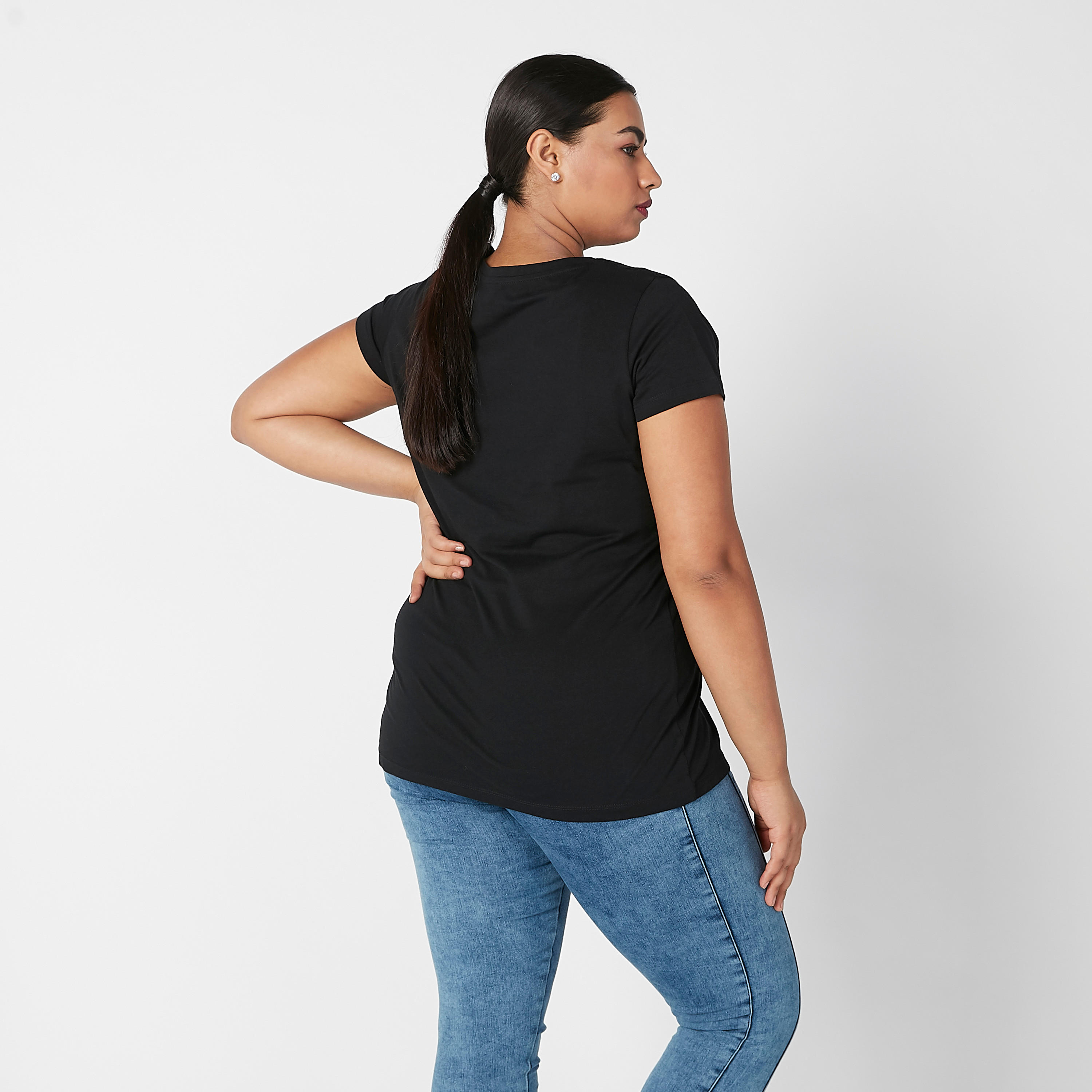 تيشيرت بياقة مستديرة وأكمام قصيرة وطبعات-women-clothing-tshirts-image-4