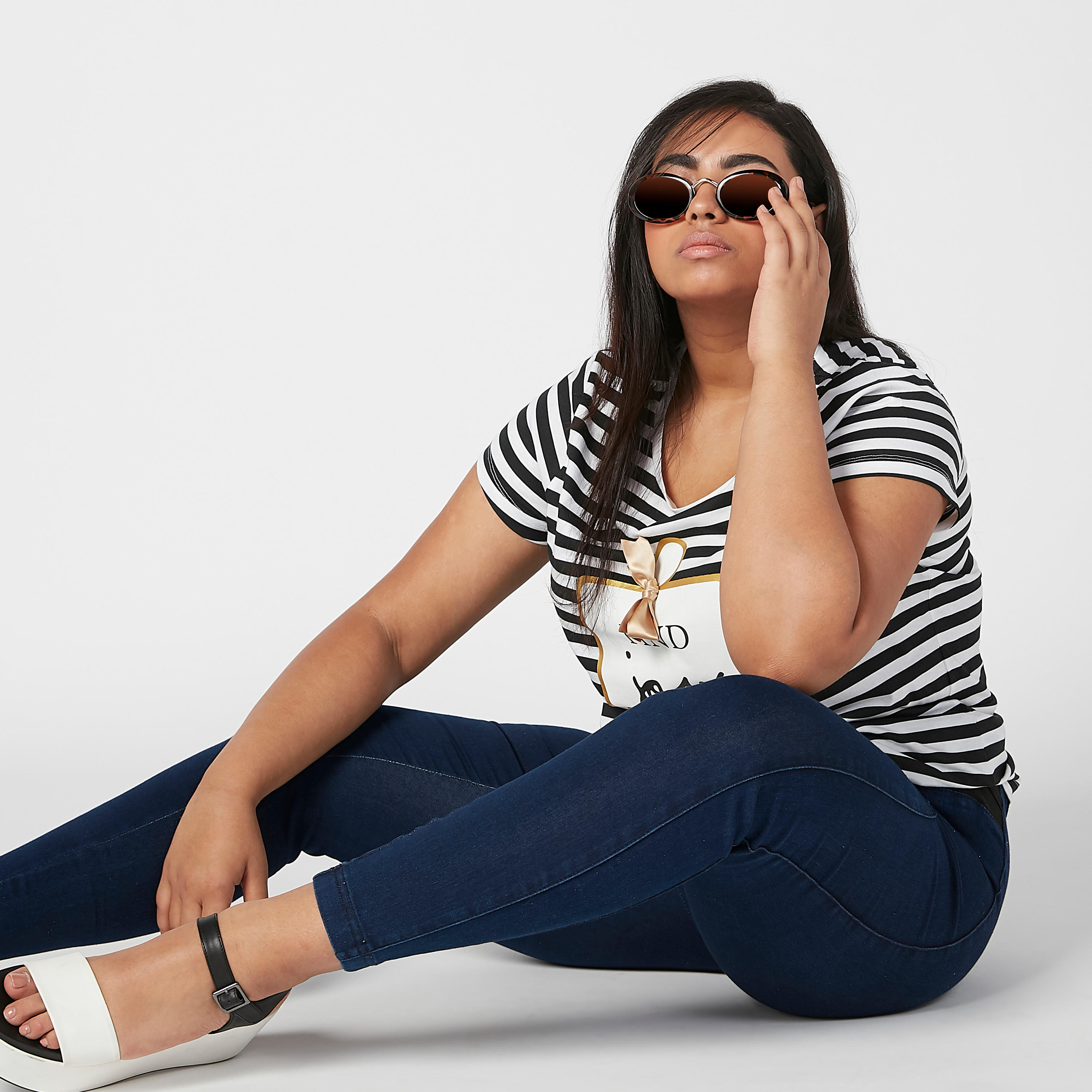تيشيرت بياقة مستديرة وأكمام قصيرة وطبعات-women-clothing-tshirts-image-5