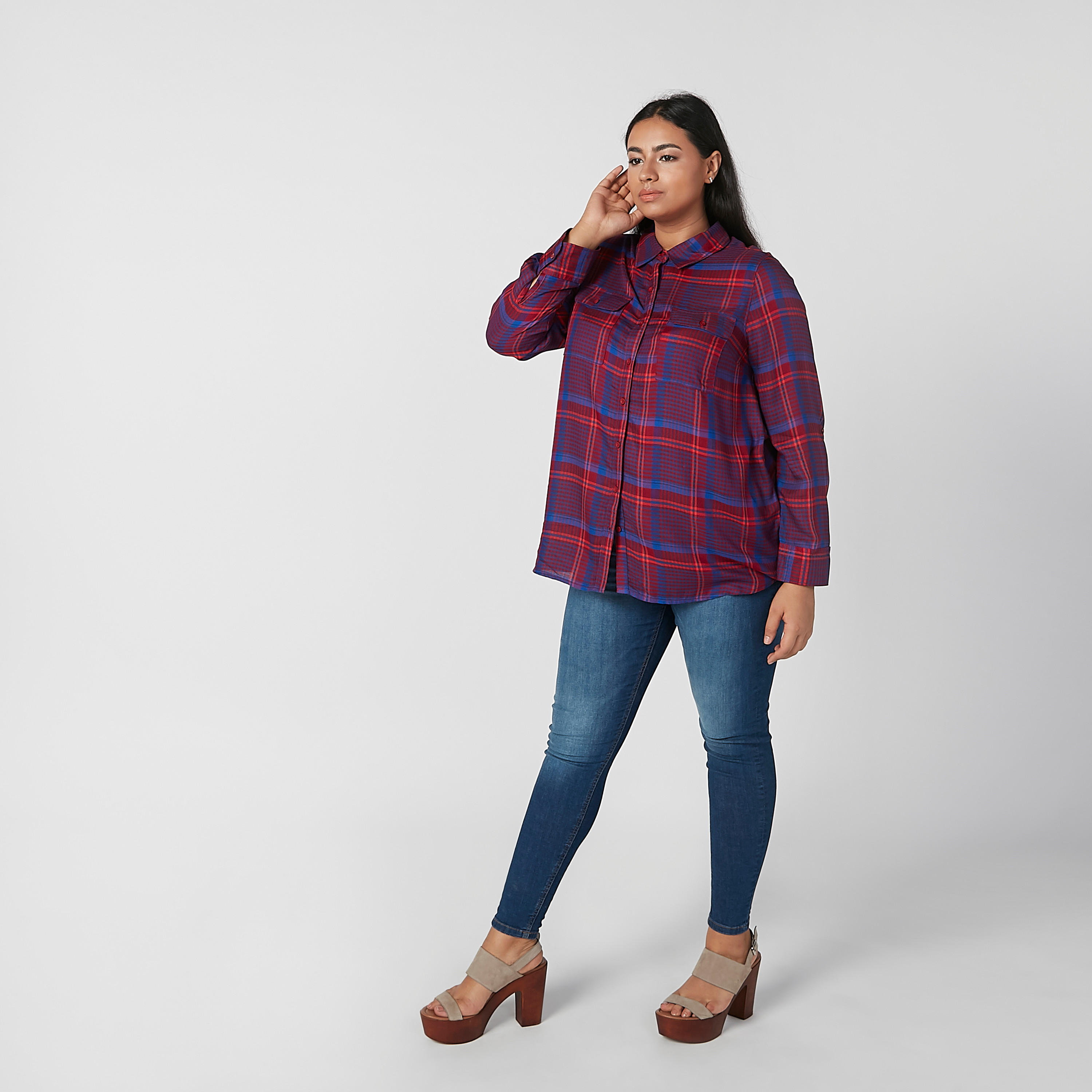 قميص مستدام كاروهات بأكمام طويلة وجيوب بطيّة-women-clothing-shirtsandblouses-blouses-image-3