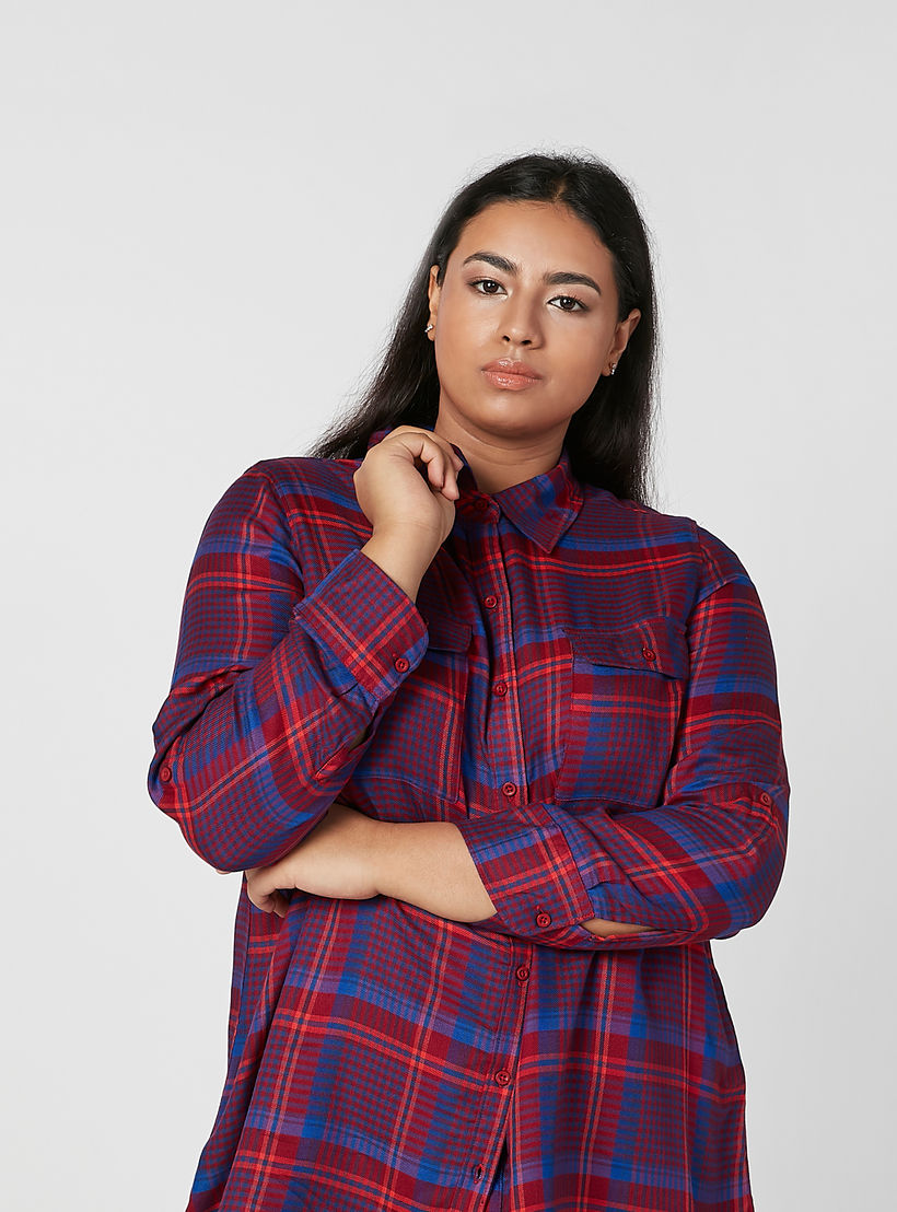 قميص مستدام كاروهات بأكمام طويلة وجيوب بطيّة-women-clothing-shirtsandblouses-blouses-image-4