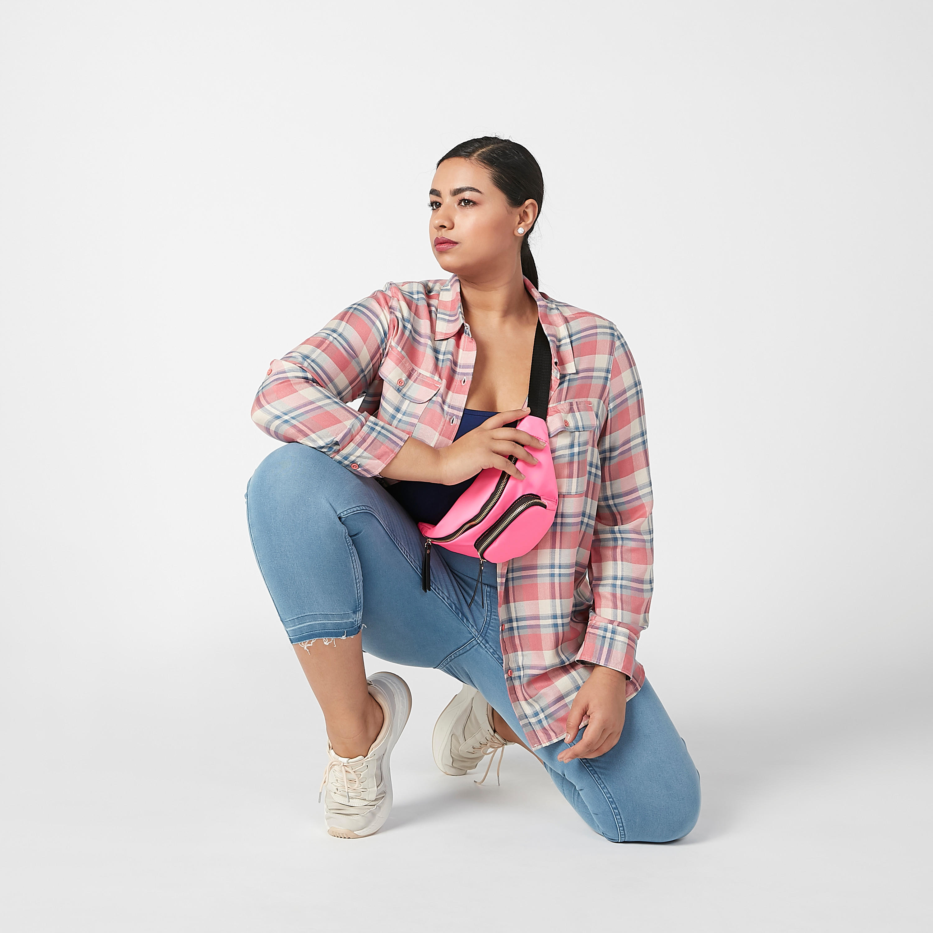 قميص مستدام كاروهات بأكمام طويلة وجيوب بطيّة-women-clothing-shirtsandblouses-blouses-image-2