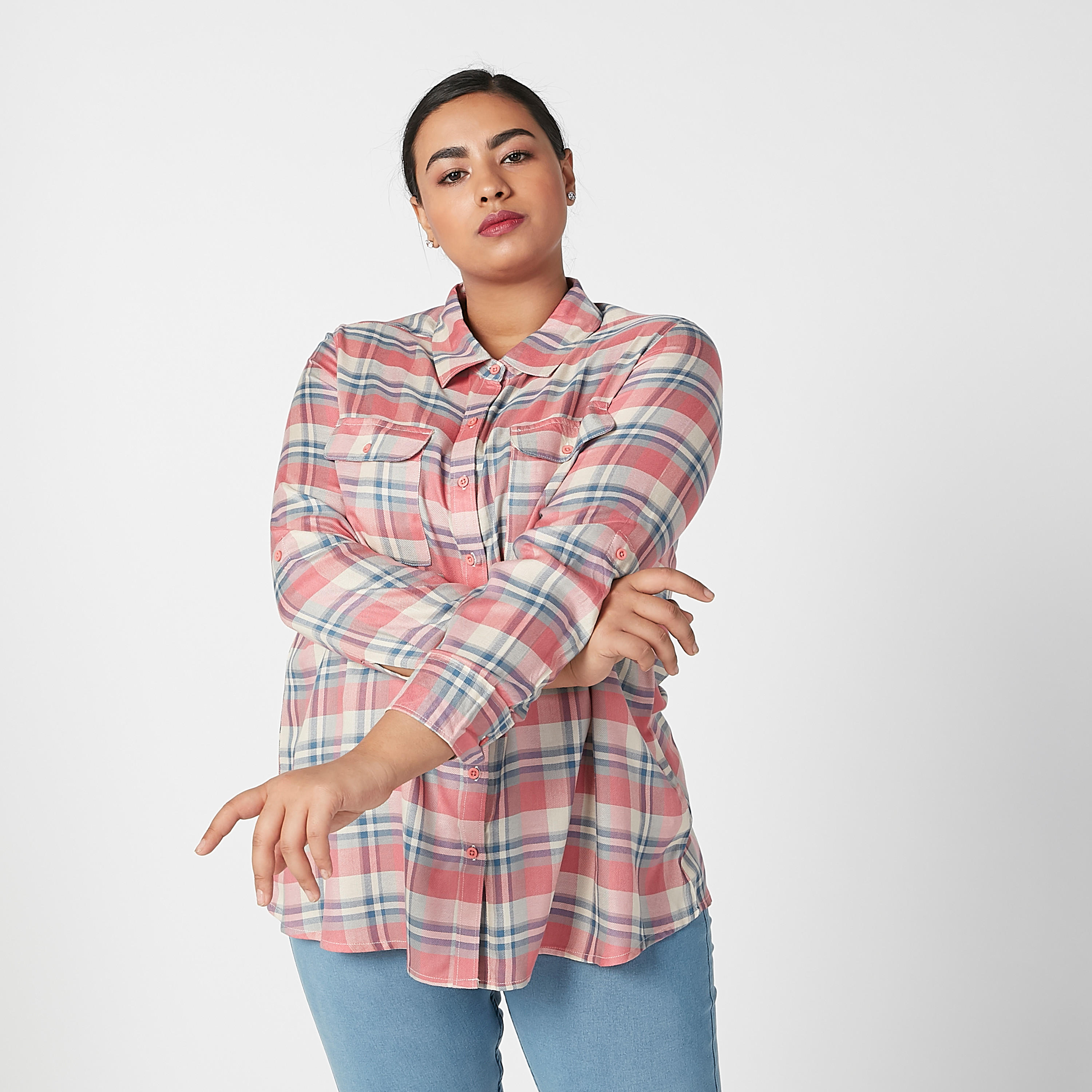 قميص مستدام كاروهات بأكمام طويلة وجيوب بطيّة-women-clothing-shirtsandblouses-blouses-image-3