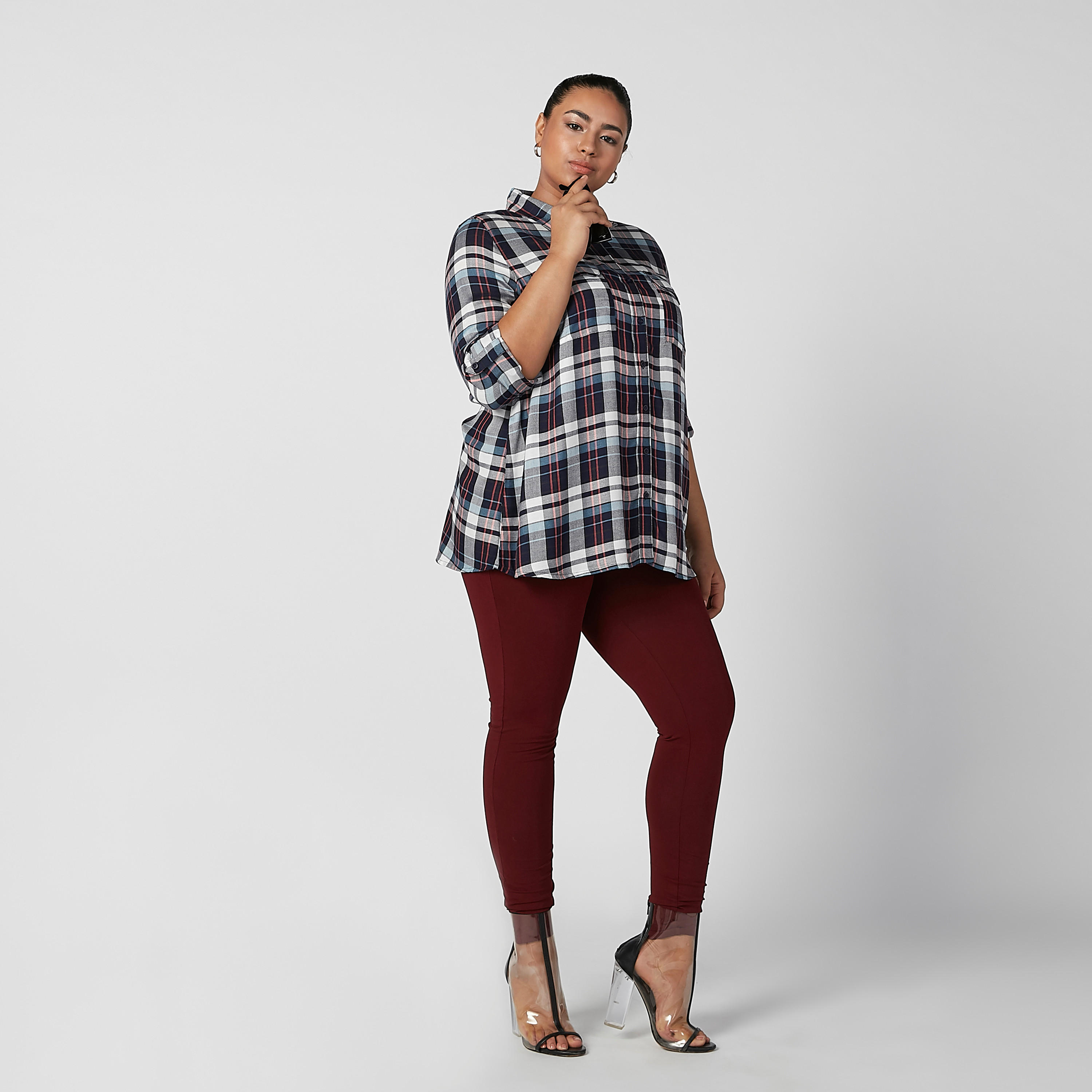 قميص مستدام كاروهات بأكمام طويلة وجيوب بطيّة-women-clothing-shirtsandblouses-blouses-image-1