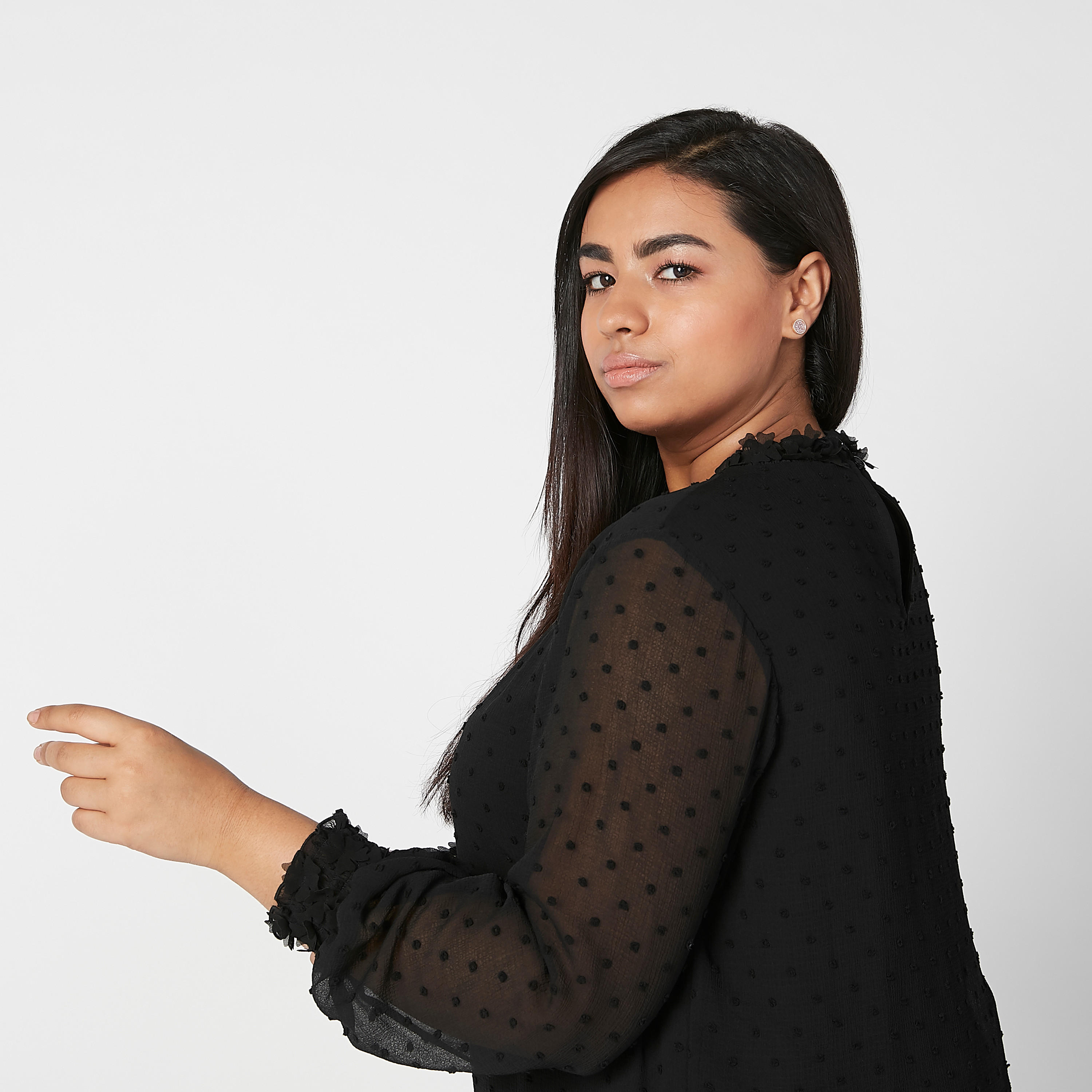 بلوزة بارزة الملمس بياقة مستديرة وأكمام بيشوب-women-clothing-shirtsandblouses-blouses-image-2